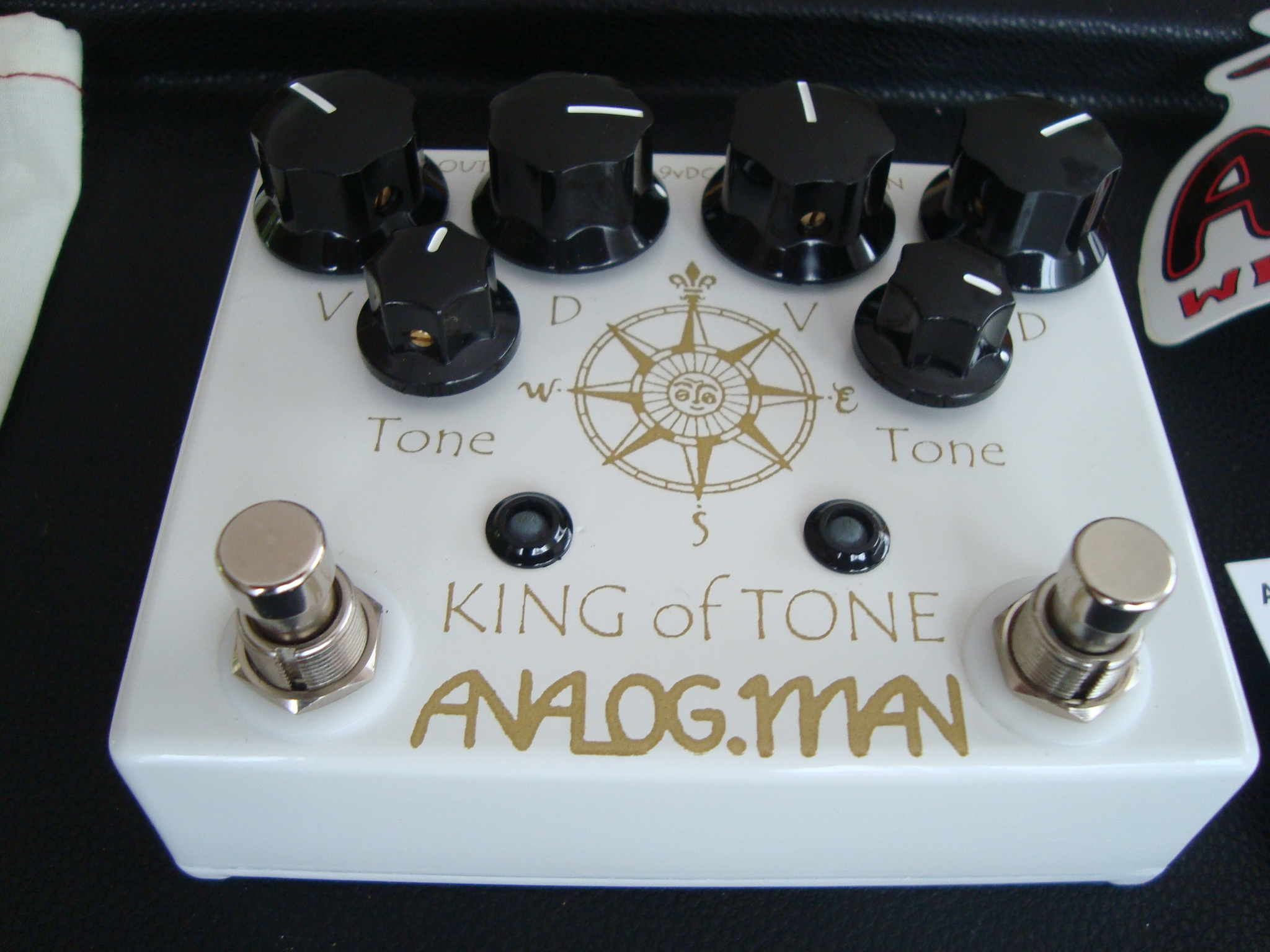 5 tone. Analog man King of Tone inside.