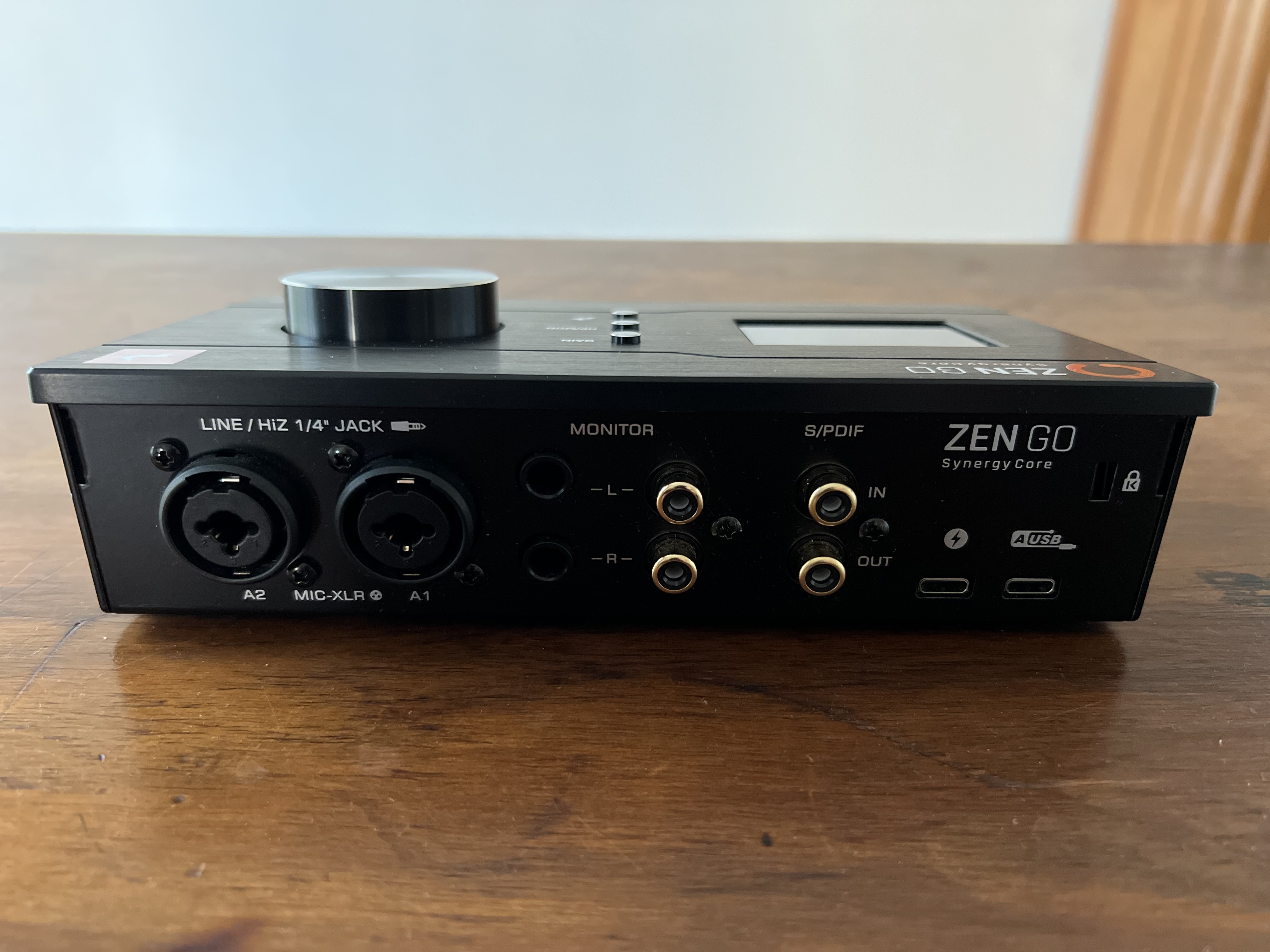 Zen Go Synergy Core USB : Carte Son Antelope Audio - Univers Sons