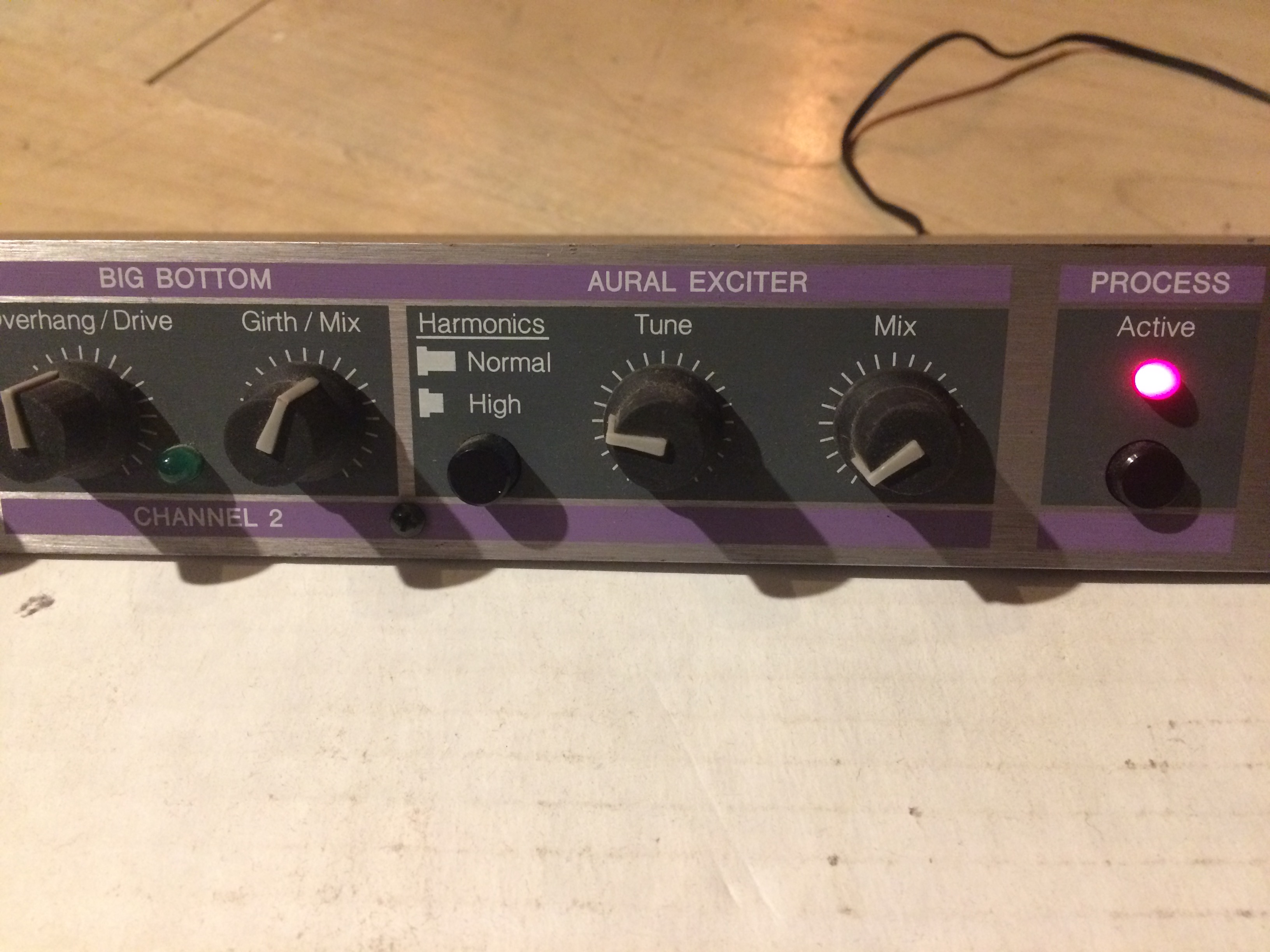 104 Aural Exciter Type C2 Aphex 104 Aural Exciter Type C2 Audiofanzine