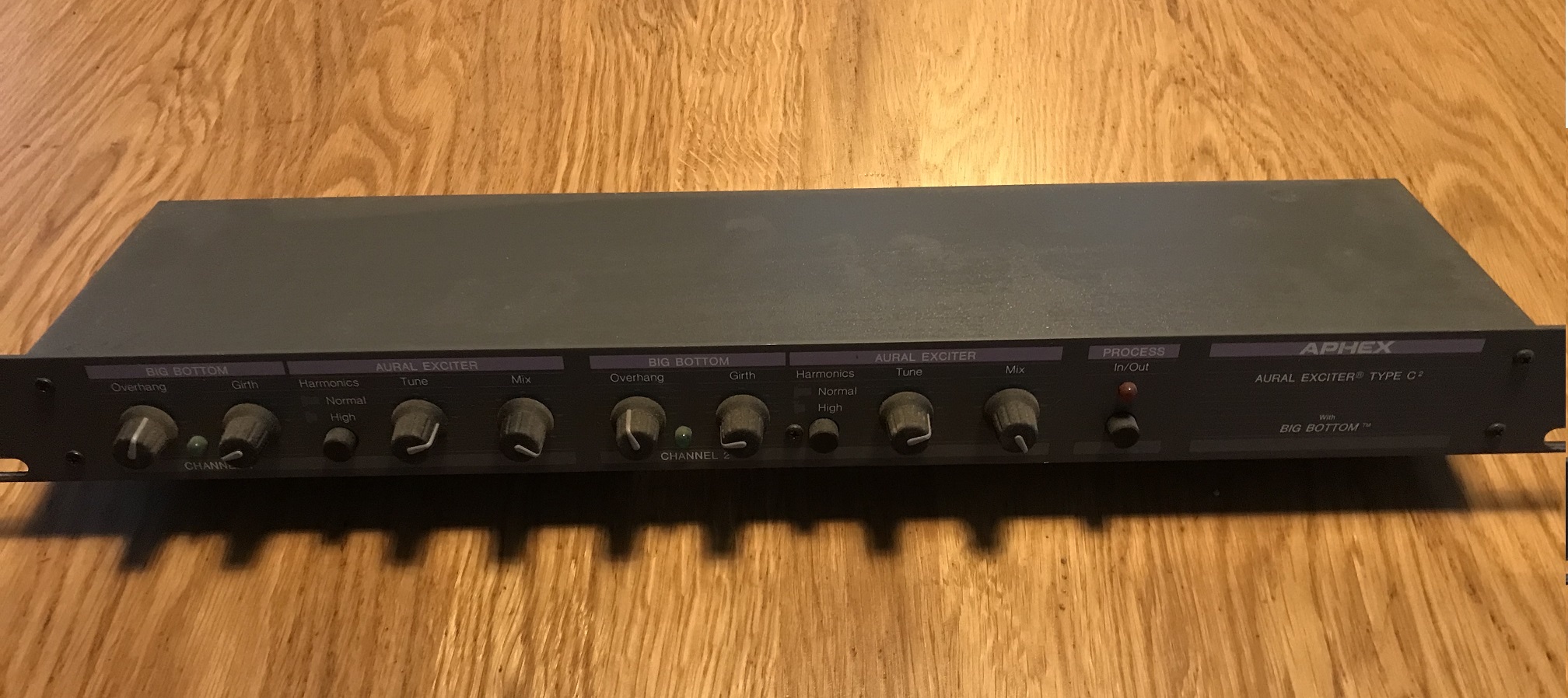 104 Aural Exciter Type C2 Aphex 104 Aural Exciter Type C2 Audiofanzine