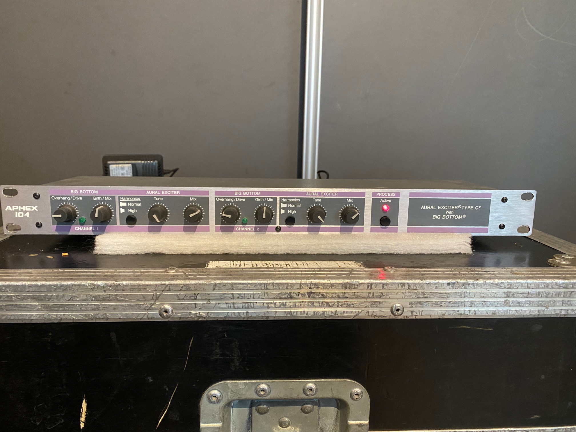 104 Aural Exciter Type C2 - Aphex 104 Aural Exciter Type C2