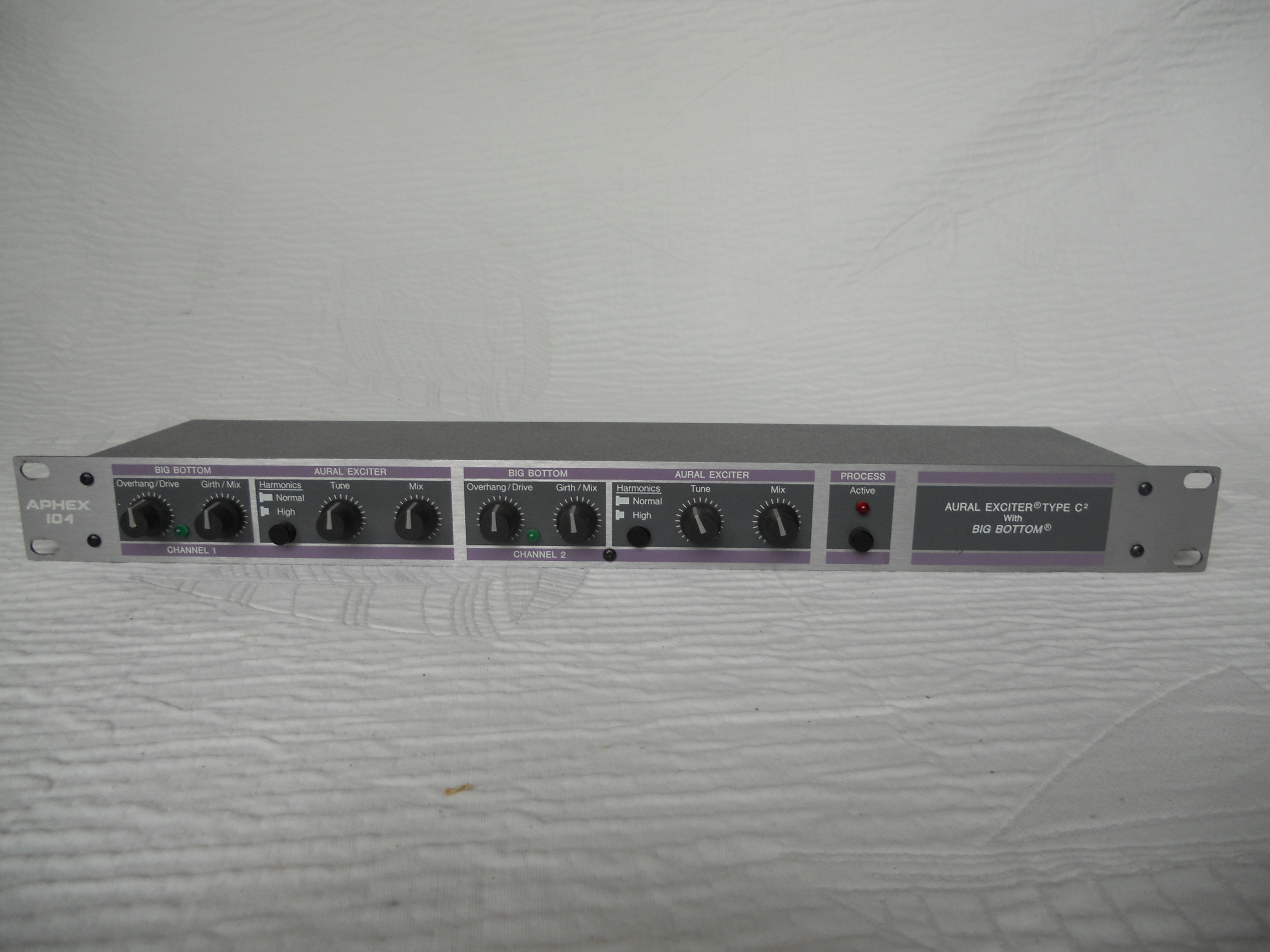 Photo Aphex 104 Aural Exciter Type C2 Aphex 104 Aural Exciter Type C2