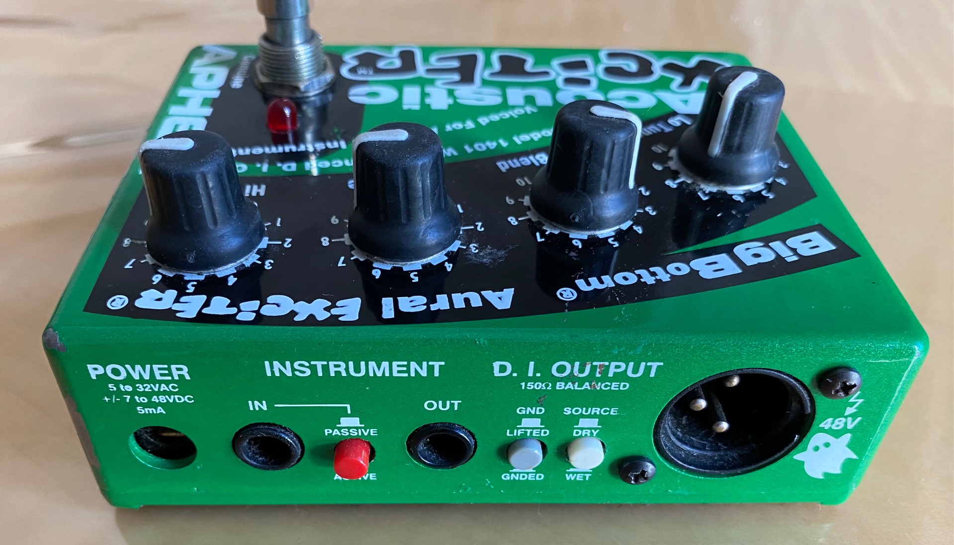 1401 Acoustic Xciter Aphex 1401 Acoustic Xciter Audiofanzine