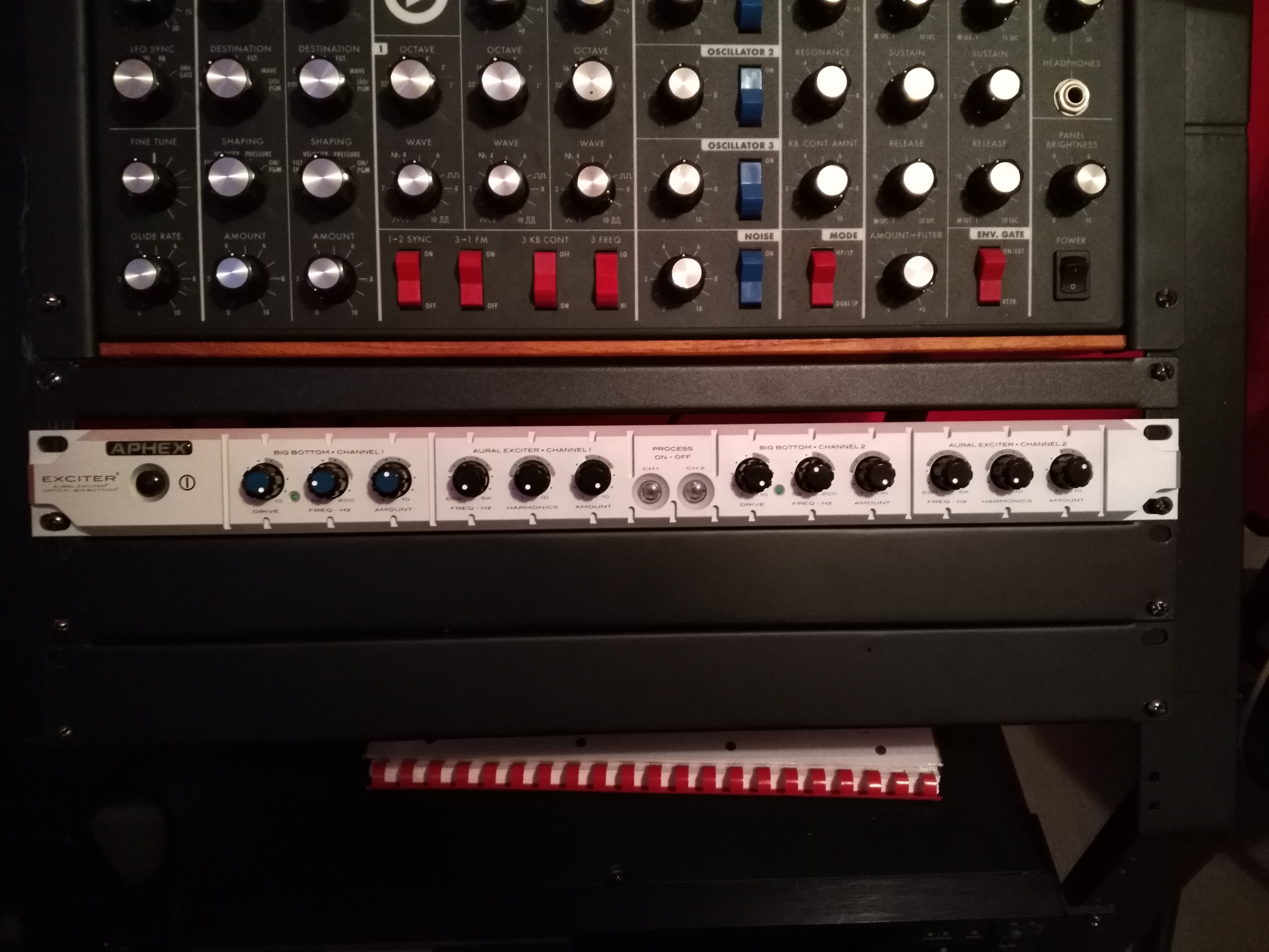 THE EXCITER Aphex The Exciter Audiofanzine