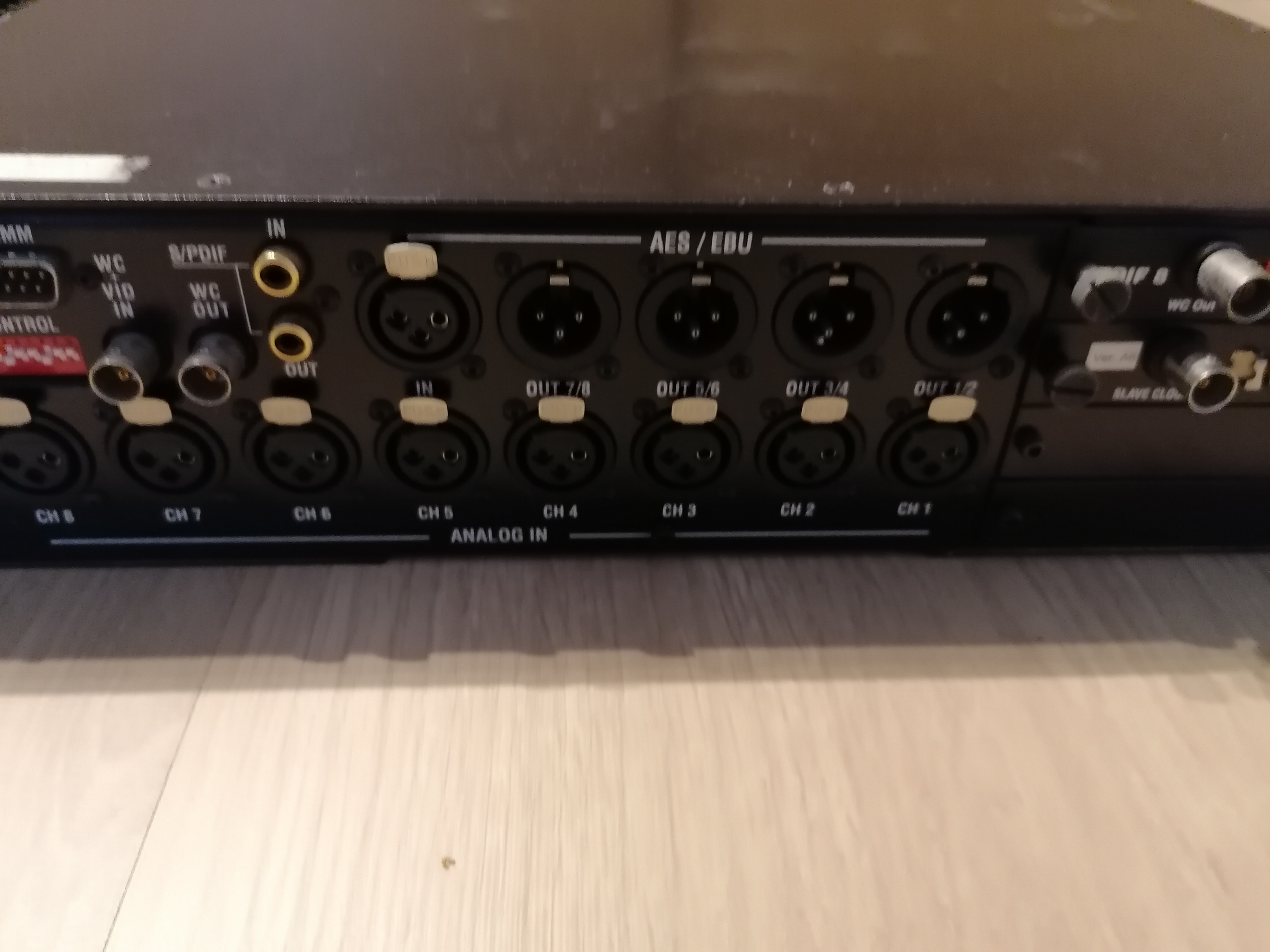 Apogee AD-8000 8 Channel 24-bit 48kHz A/D D/A converter | UK