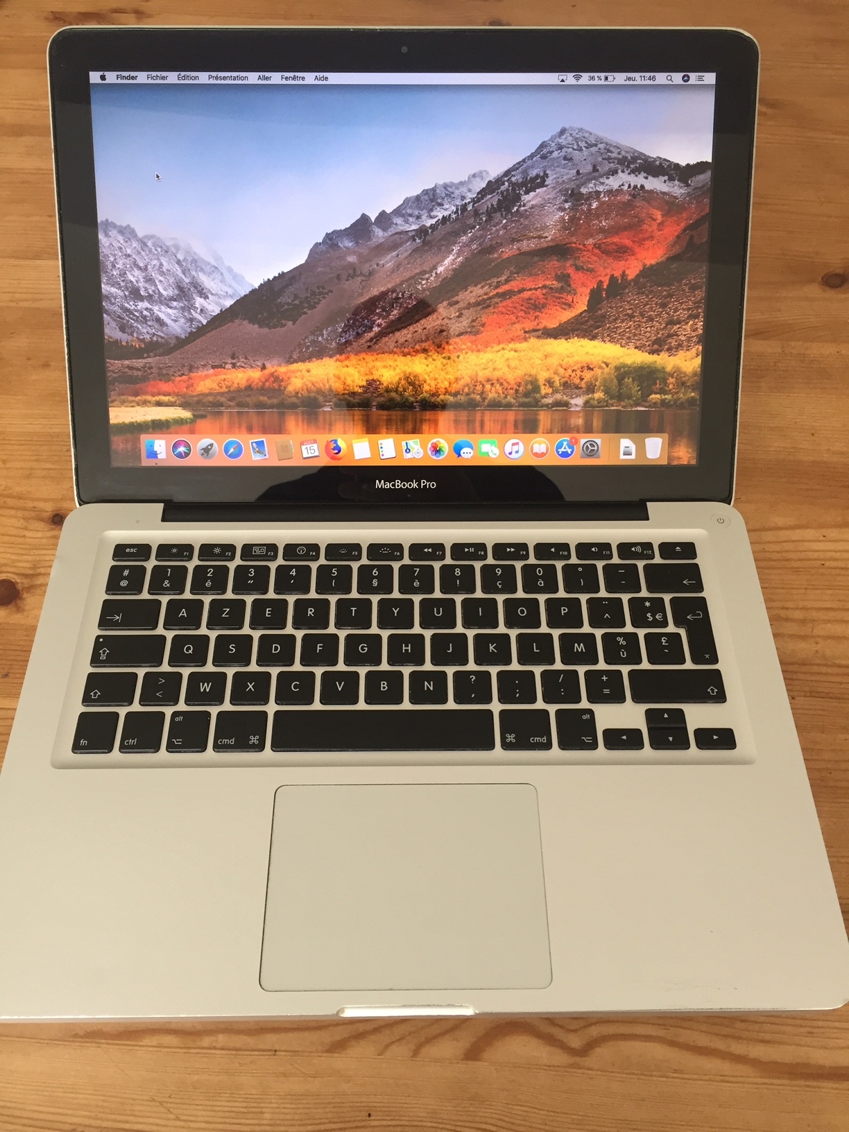 dört yüzlü şekil şüpheliyim iz  MacBook Pro 13