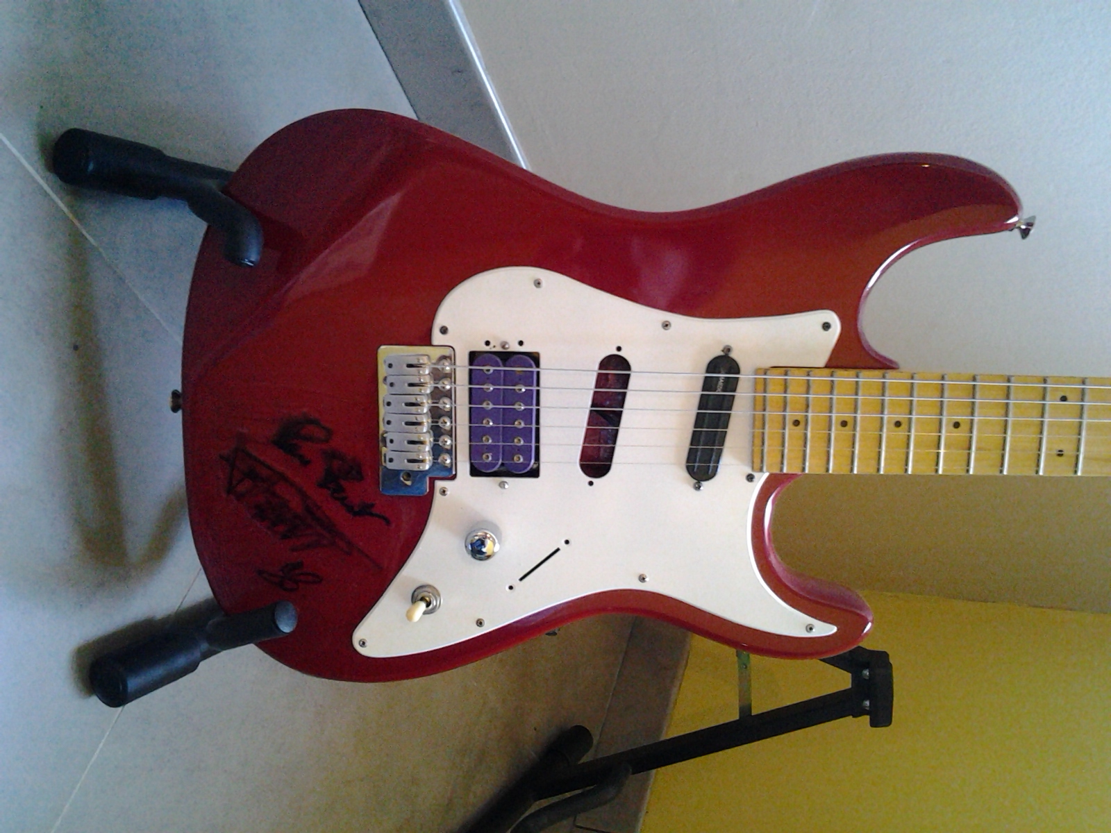 Aria Pro II Pro II Mad Axe ST013D image (282767) Audiofanzine