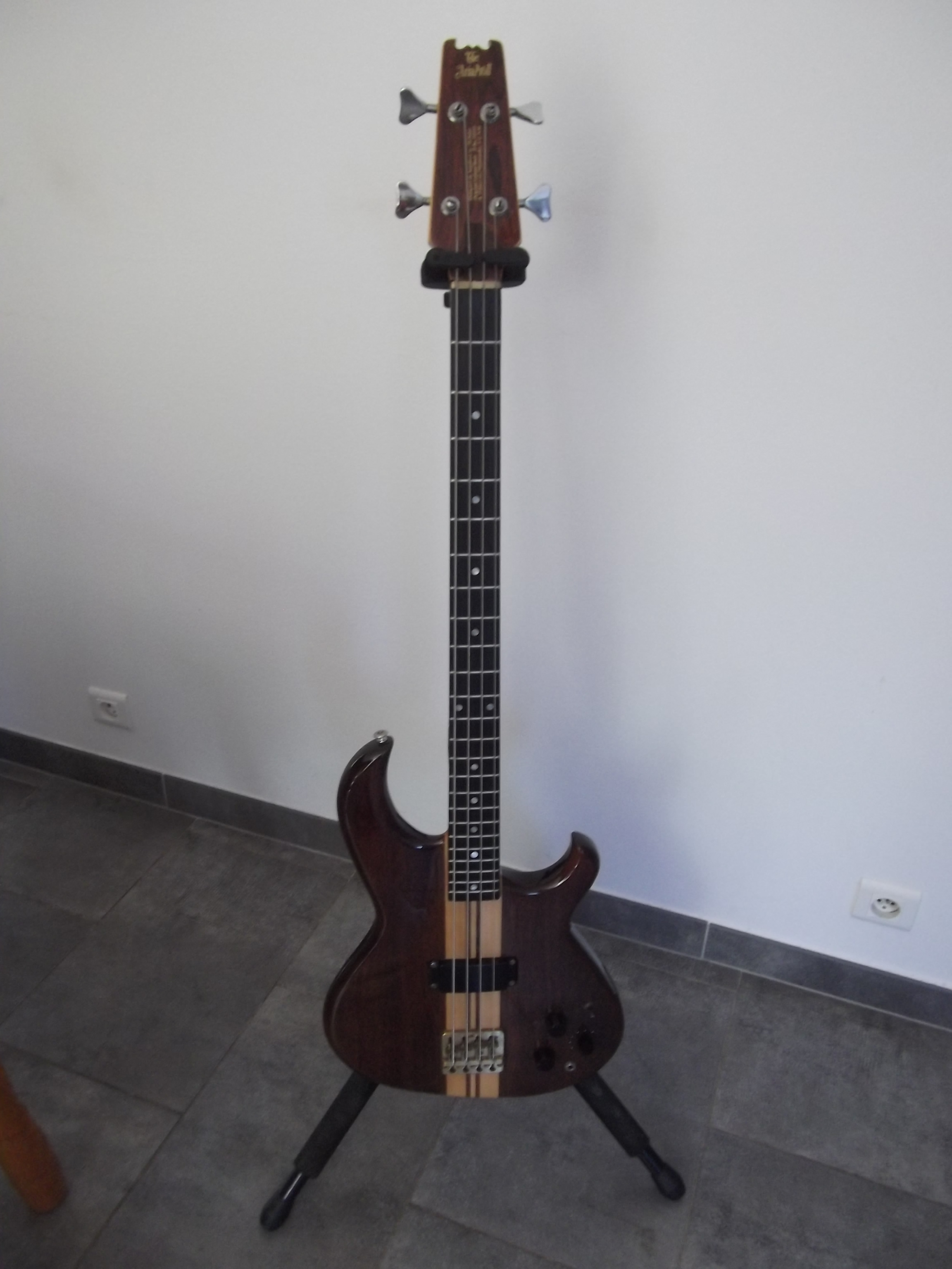 Aria Pro II SB1000 image (1859635) Audiofanzine