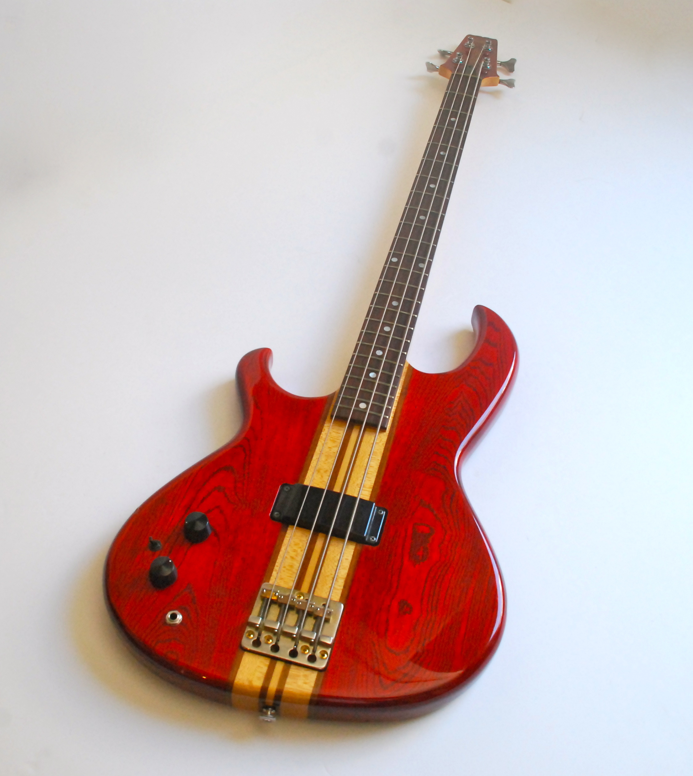 PRO II SB600 Aria Pro II SB600 Audiofanzine