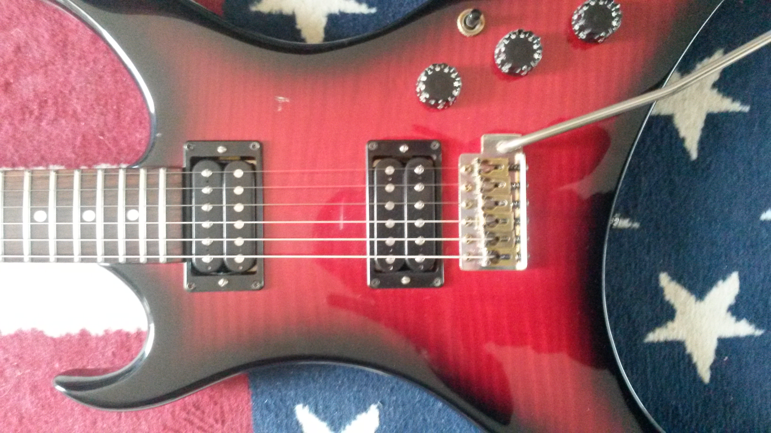 PRO II URCHIN DELUXE Aria Pro II Urchin Deluxe Audiofanzine