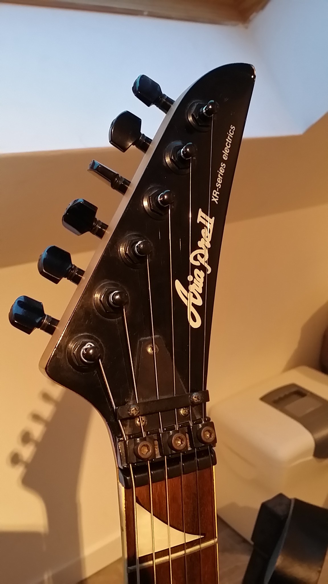 Photo Aria Pro 2 Mad Axe Aria Pro II XR (71883) (1633100) Audiofanzine