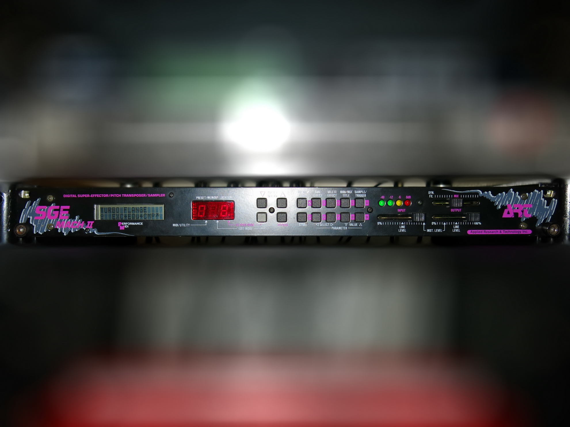 MULTI EFFETS GUITARE ART SGE MACH II (Aquitaine) Audiofanzine