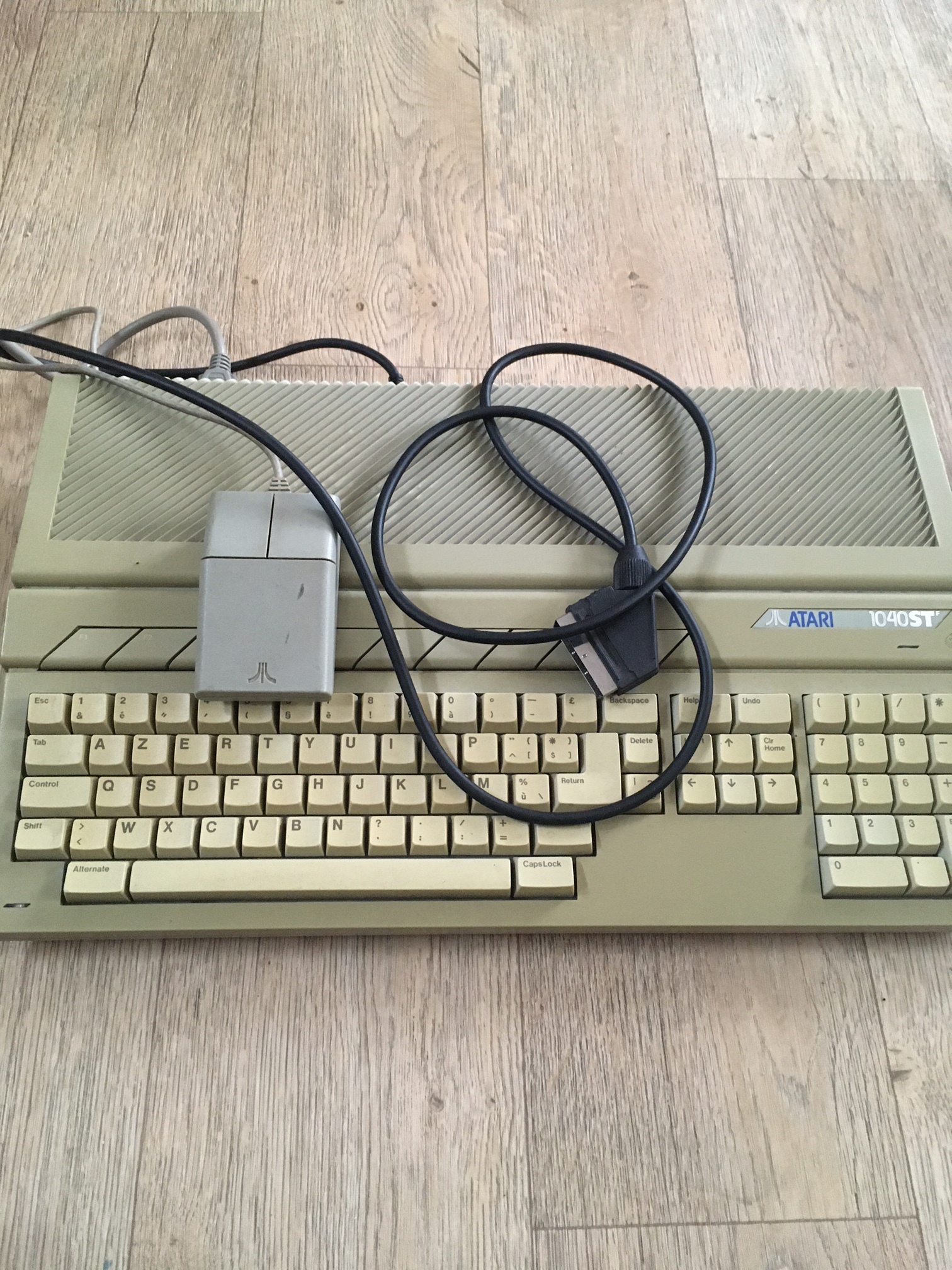 1040 STE Atari 1040 STE Audiofanzine