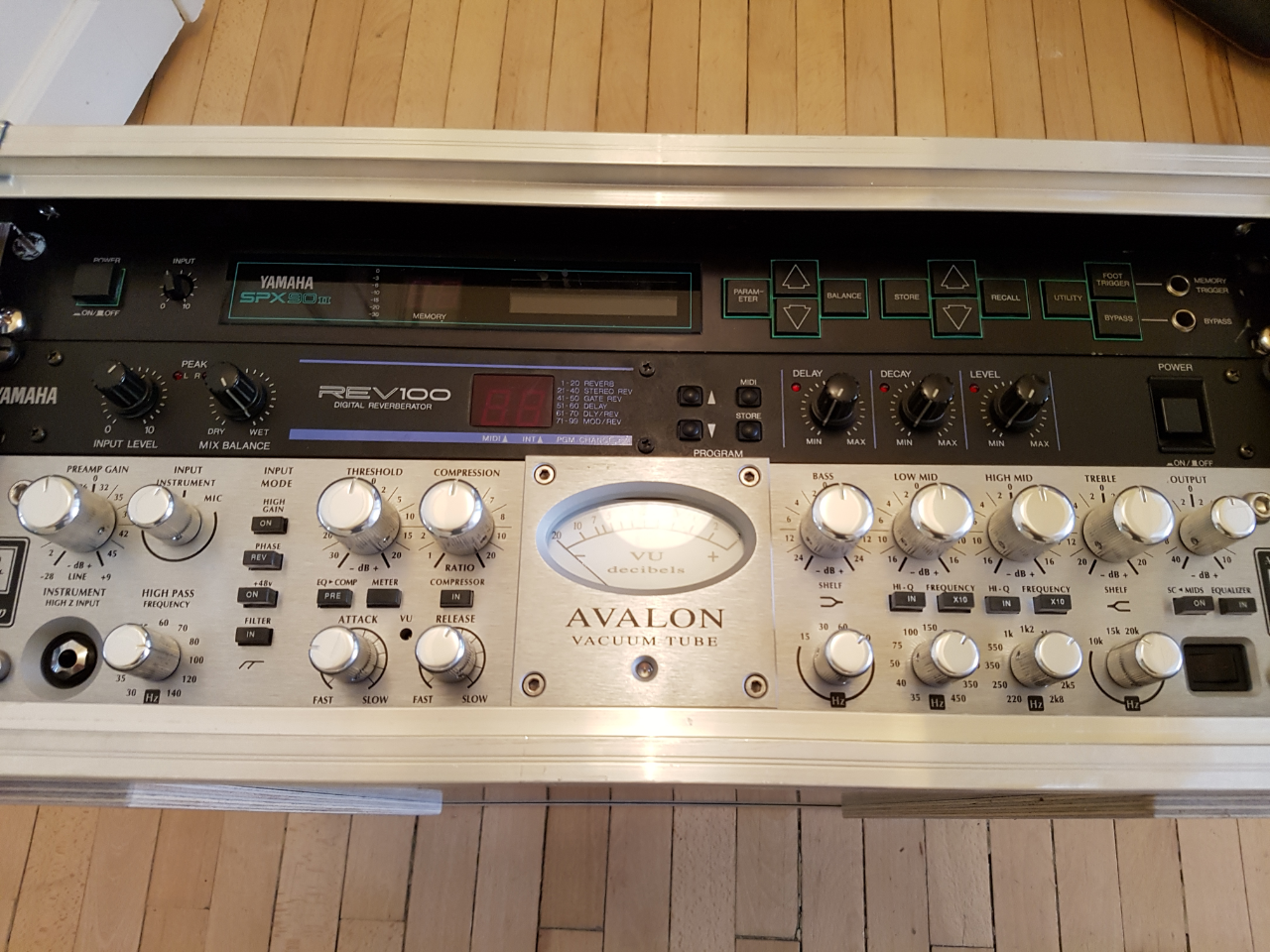 Photo Avalon VT 737SP Avalon VT 737SP 98884 1671351 Audiofanzine