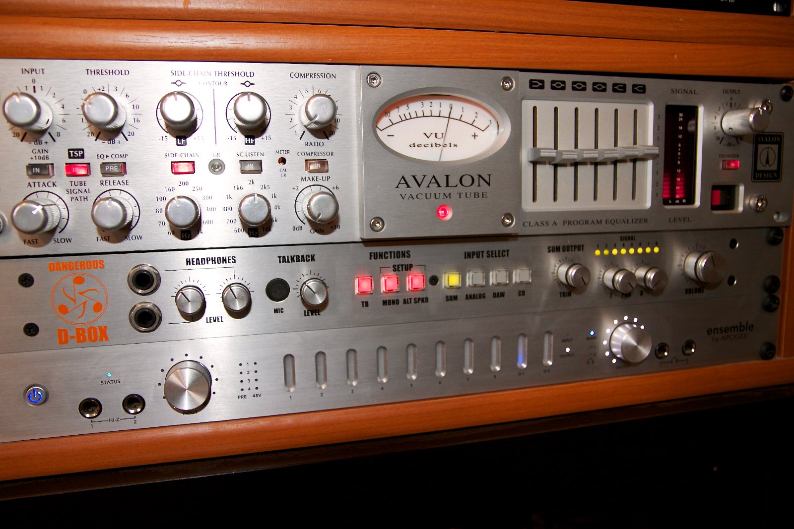 Photo Avalon VT747SP Avalon VT747SP (77449) (828080) Audiofanzine