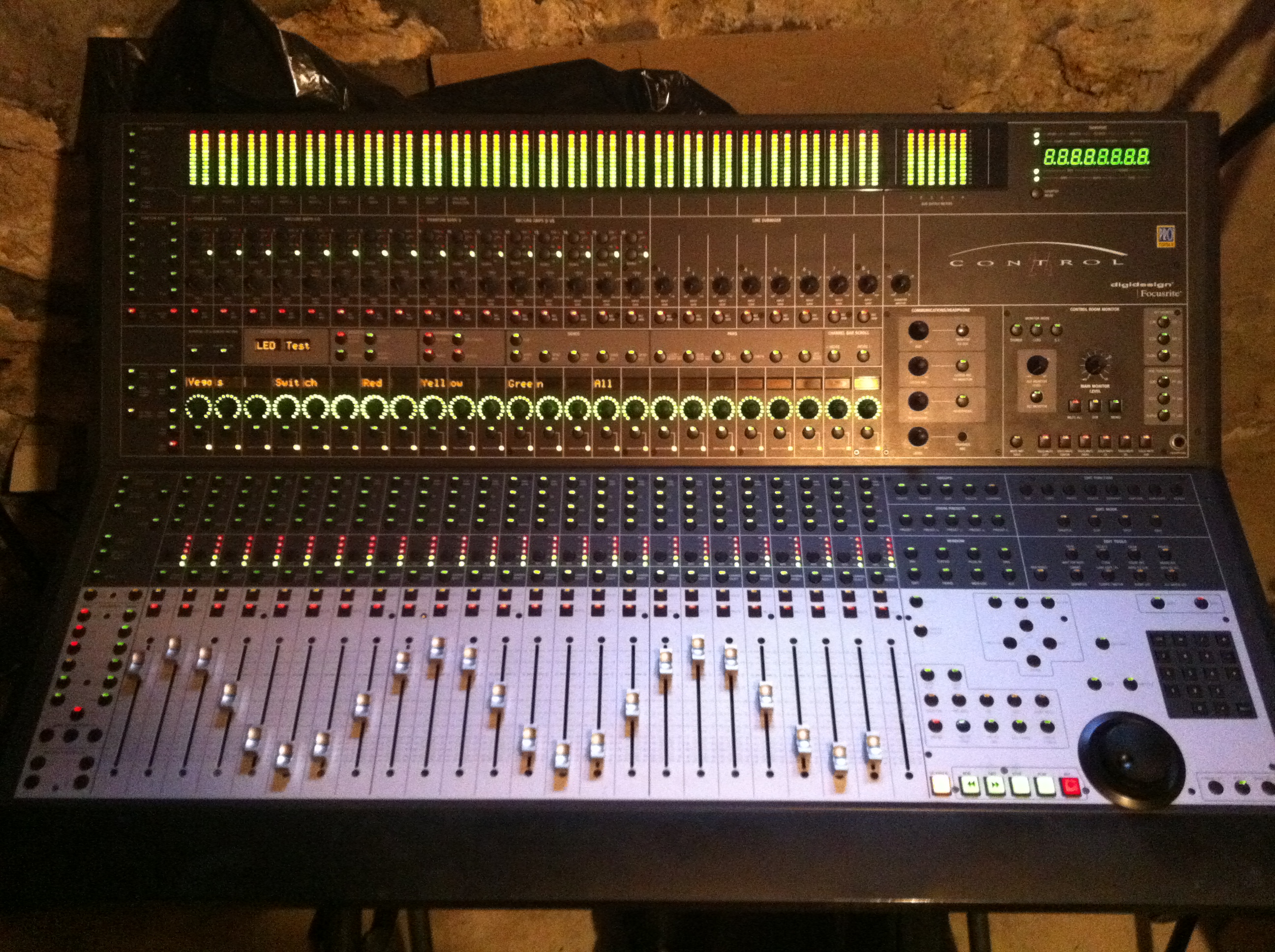 Digidesign 442 protools. Control 24. Digidesign control 24. Control 24. Вч динамики для jbl control 30.