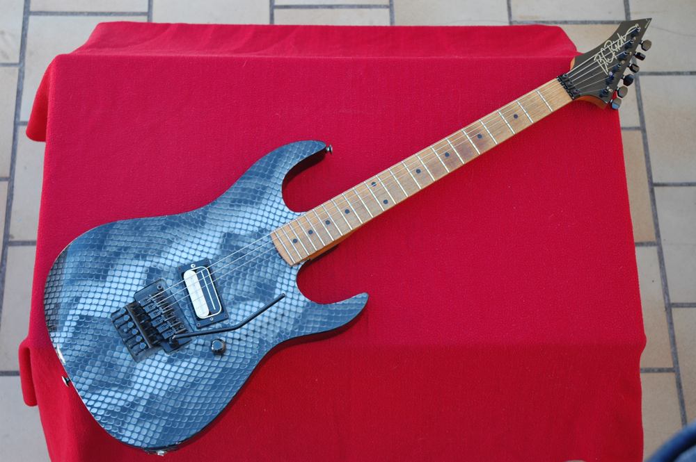 B.C.Rich Gunslinger/ガンスリンガー ディンキータイプ B.C.Rich Gunslinger/ガンスリンガー ディンキータイプ 超希少 USA製