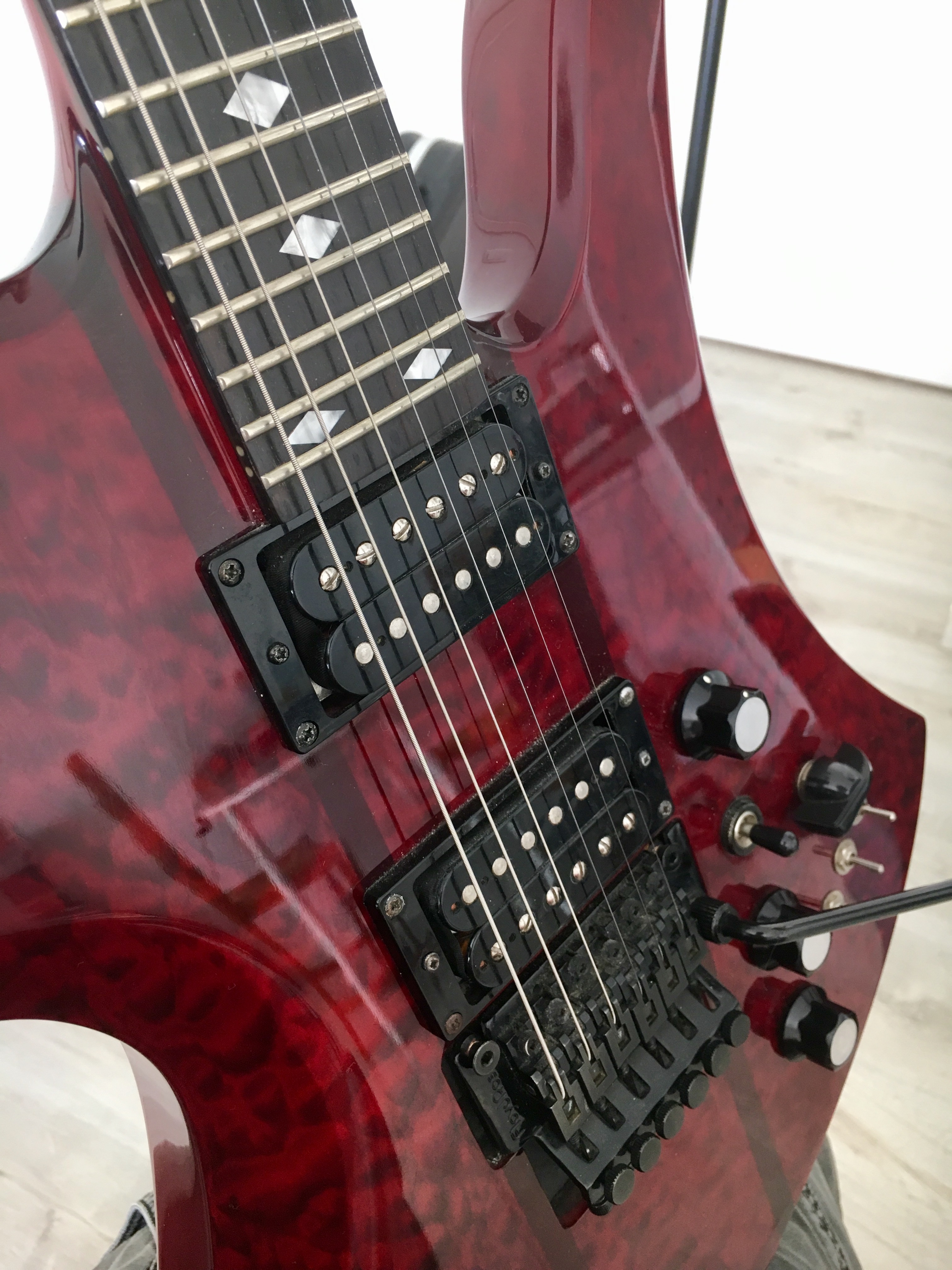 MOCKINGBIRD ST SLASH - B.C. Rich Mockingbird ST Slash - Audiofanzine