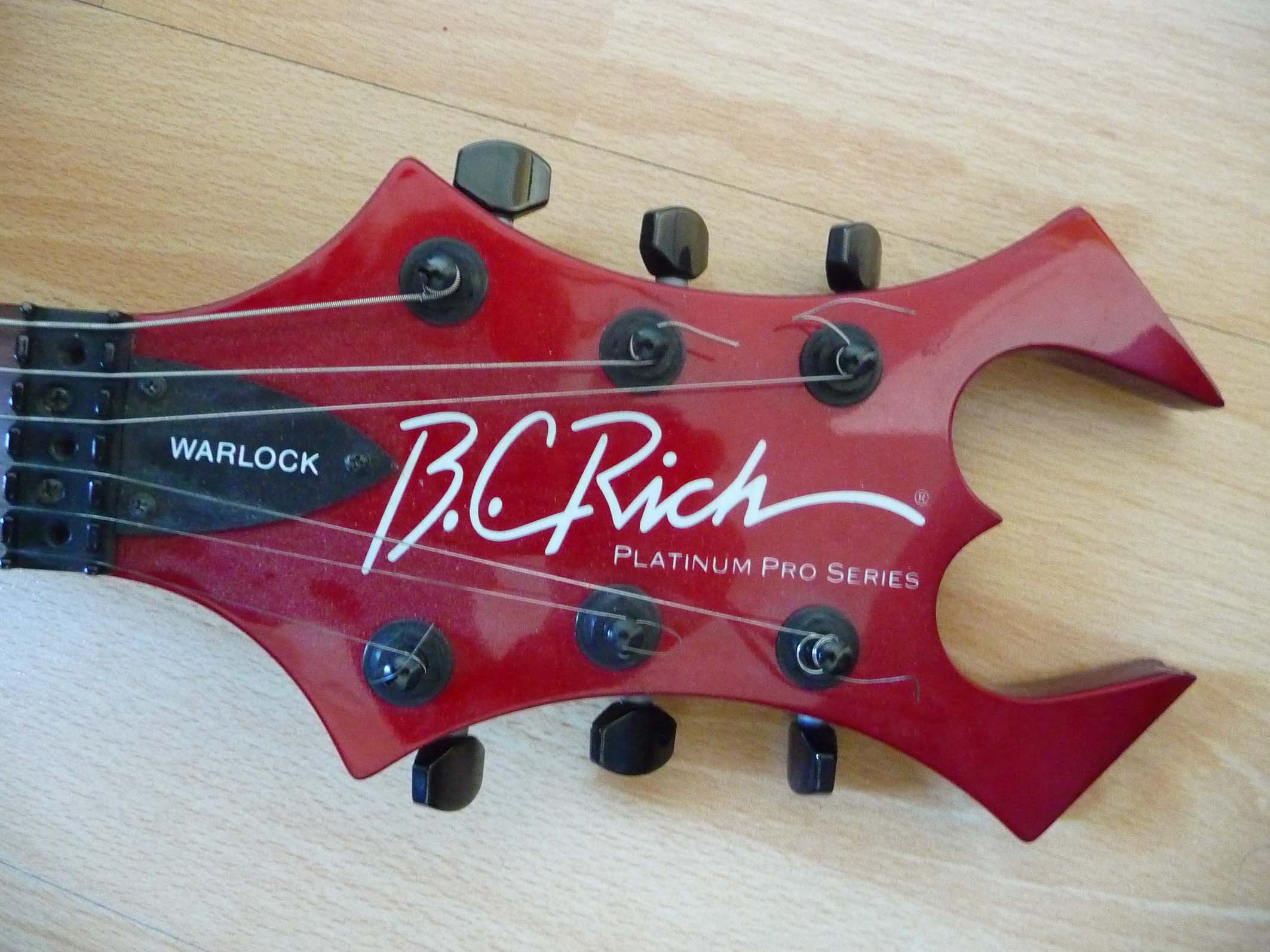 WARLOCK PLATINUM PRO - B.C. Rich Warlock Platinum Pro - Audiofanzine