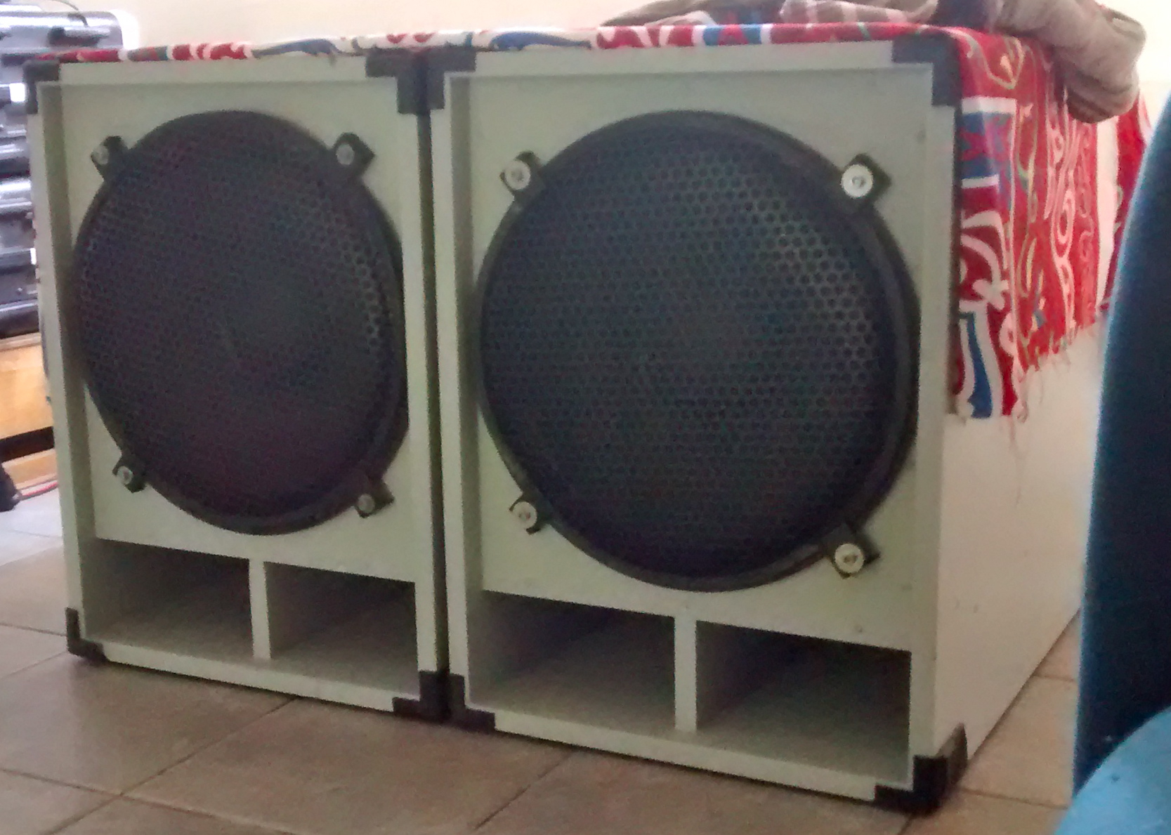 B&C Speakers 15TBX40 image (1325933) Audiofanzine