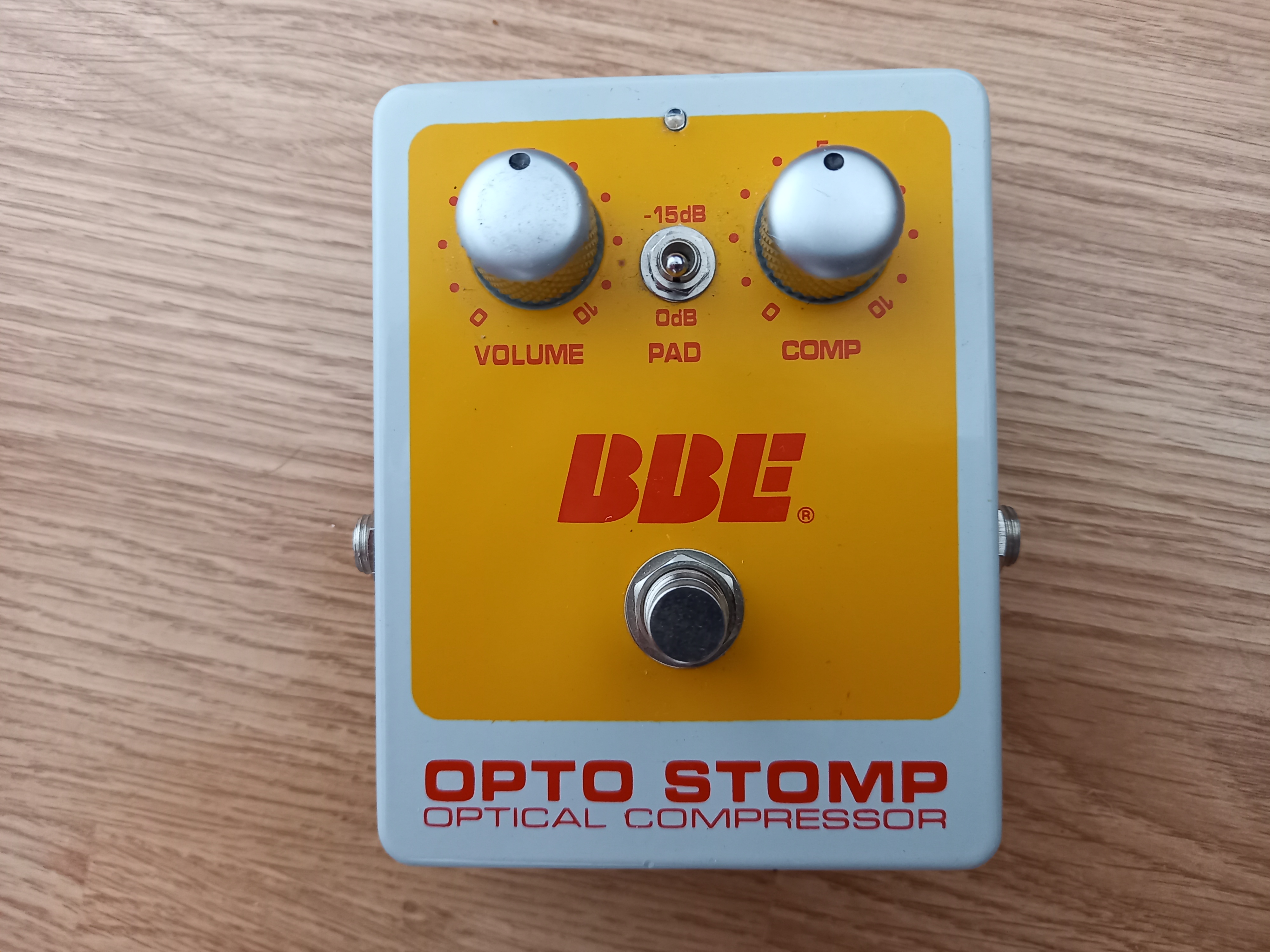 BBE Opto Stomp オプティカル COMPRESSOR コンプレッサー-