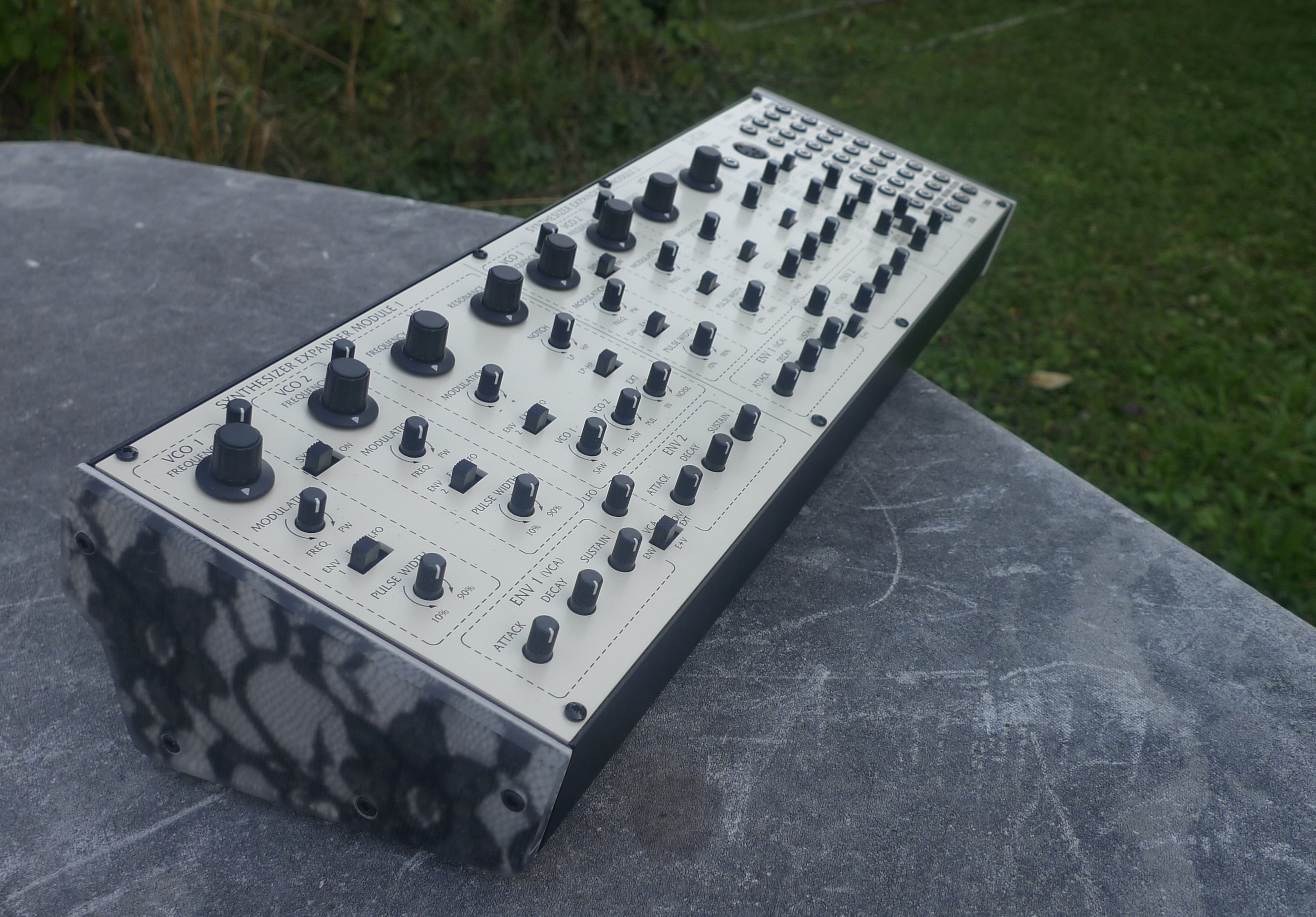 behringer-2-xm-6568138.jpg