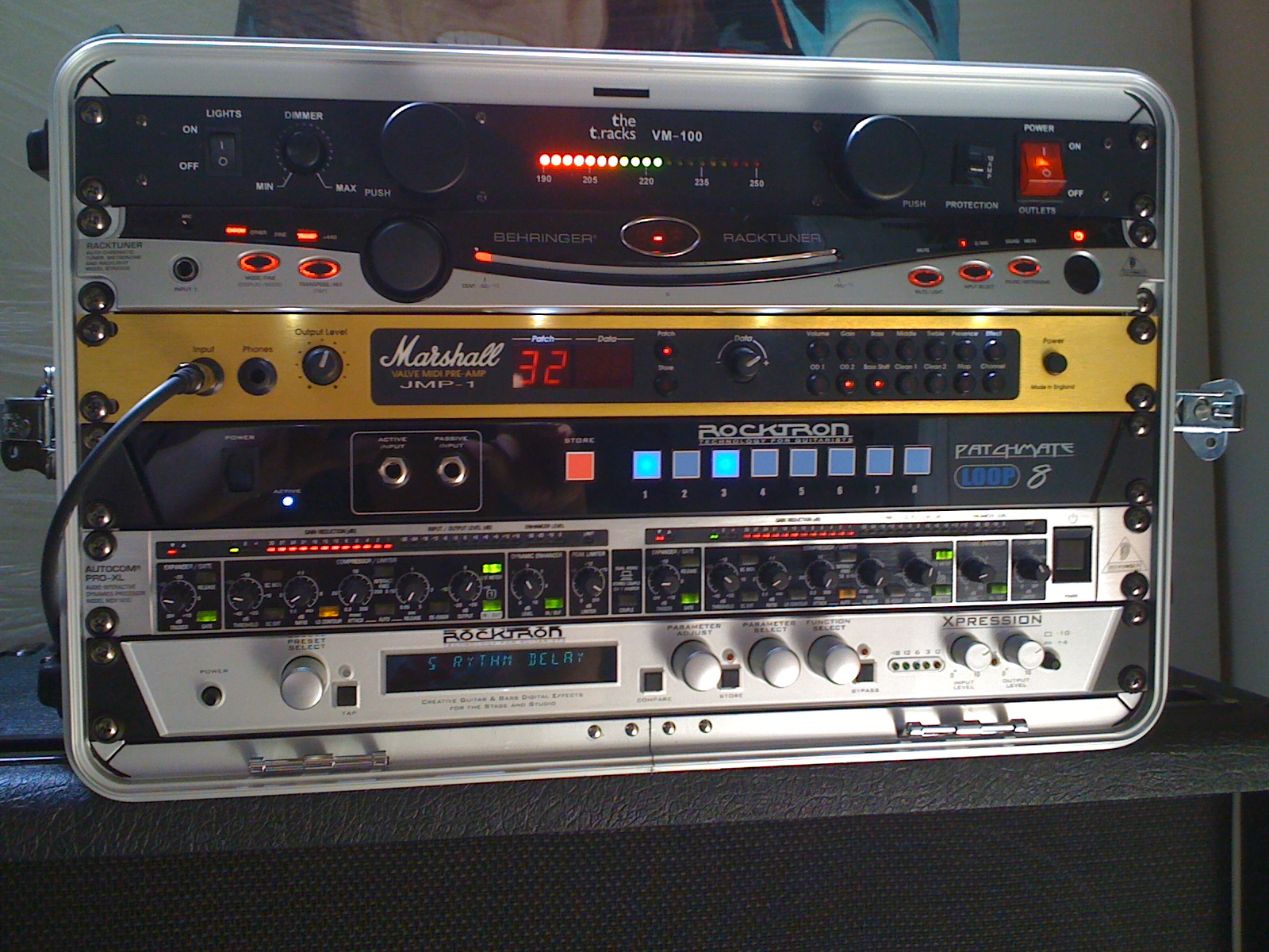 Photo Behringer ProXL MDX1600 Behringer MDX 1600 Pro