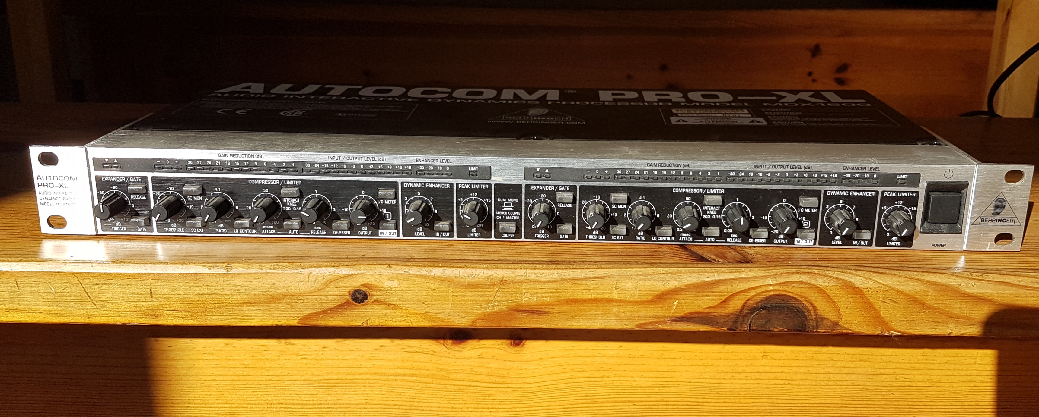 ProXL MDX1600 Behringer ProXL MDX1600 Audiofanzine