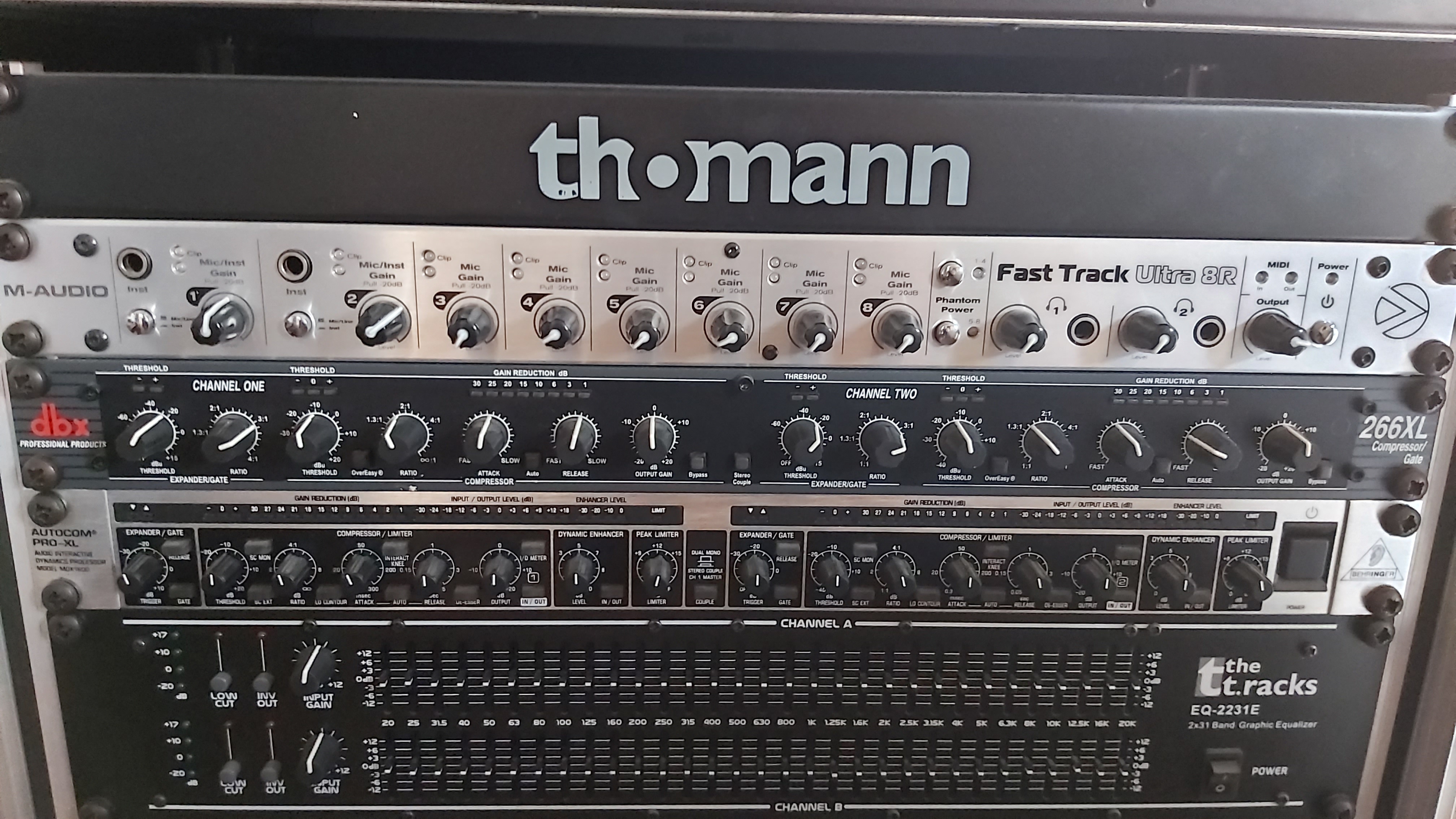 ProXL MDX1600 Behringer ProXL MDX1600 Audiofanzine