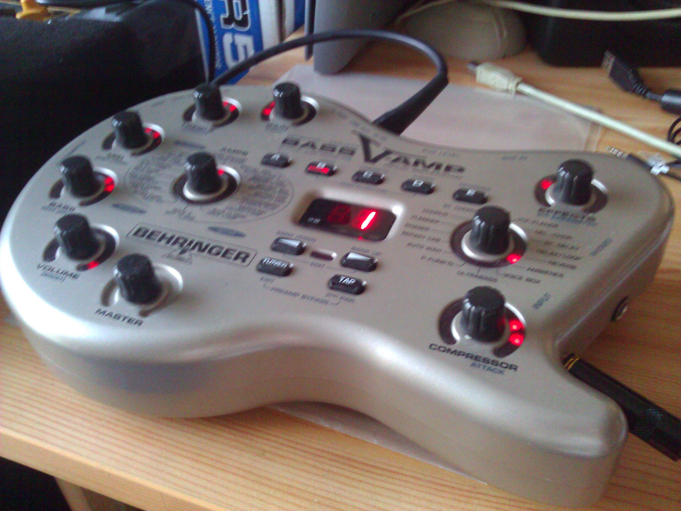 Photo Behringer Bass Vamp Behringer Bass Vamp (59530) (226002