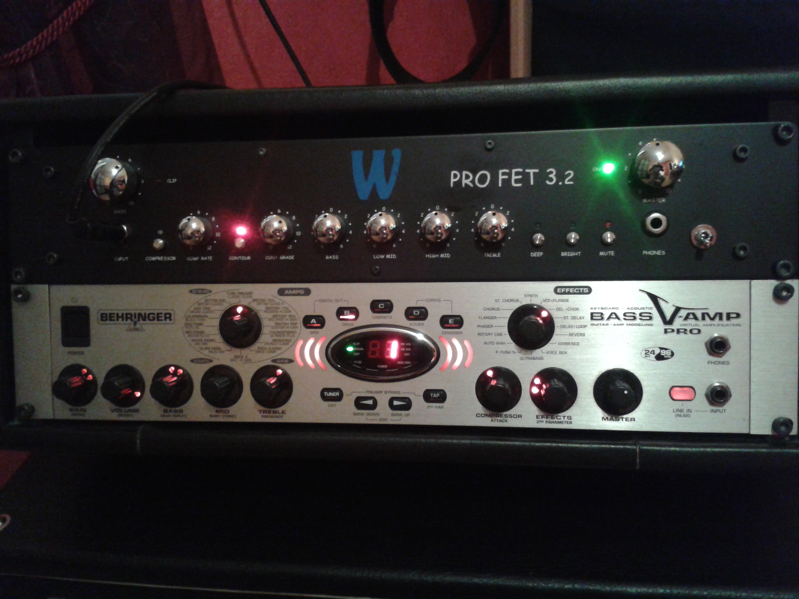 Behringer Bass Amp