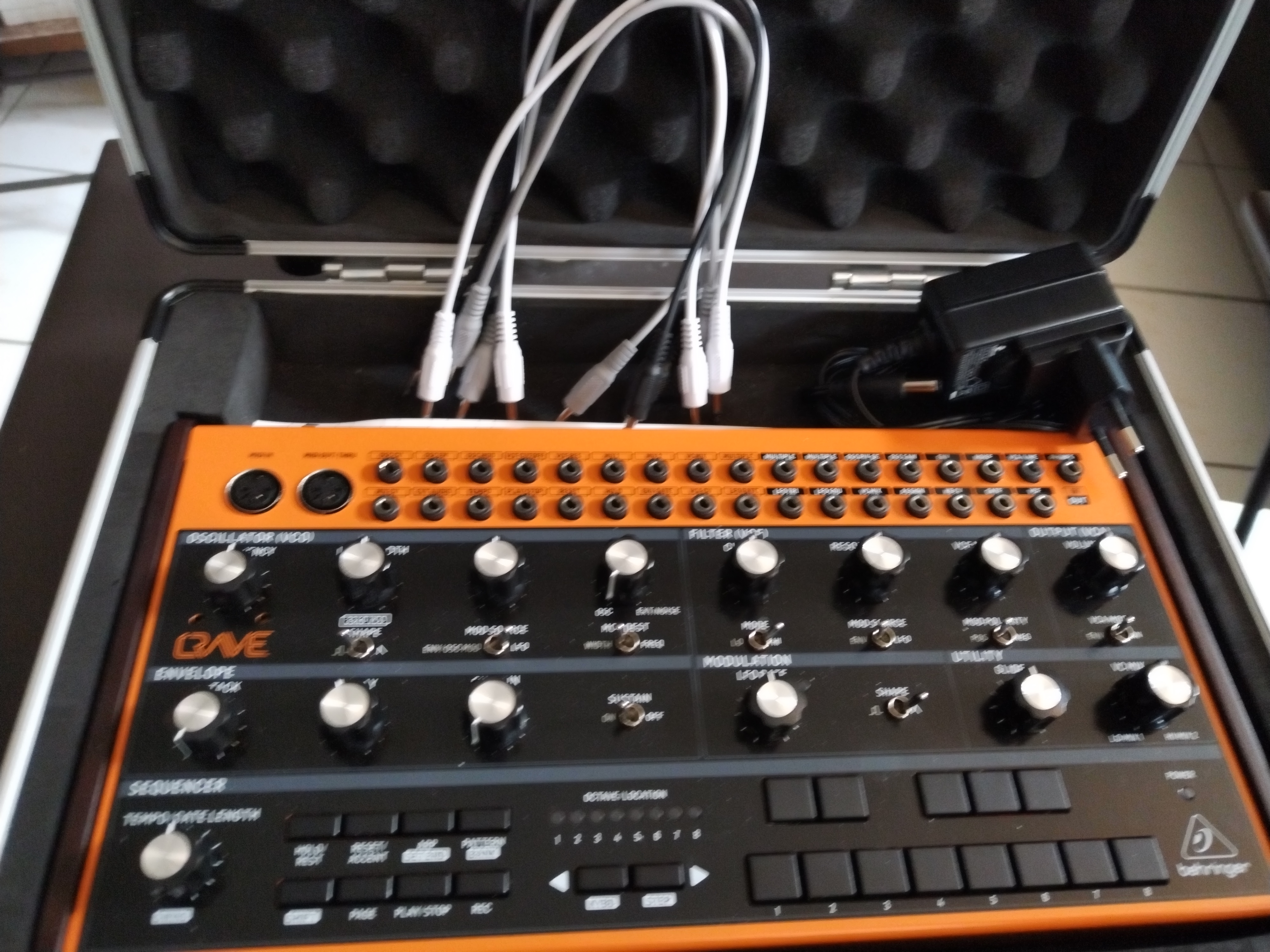Crave - Behringer Crave - Audiofanzine Crave - Behringer Crave - Audiofanzine