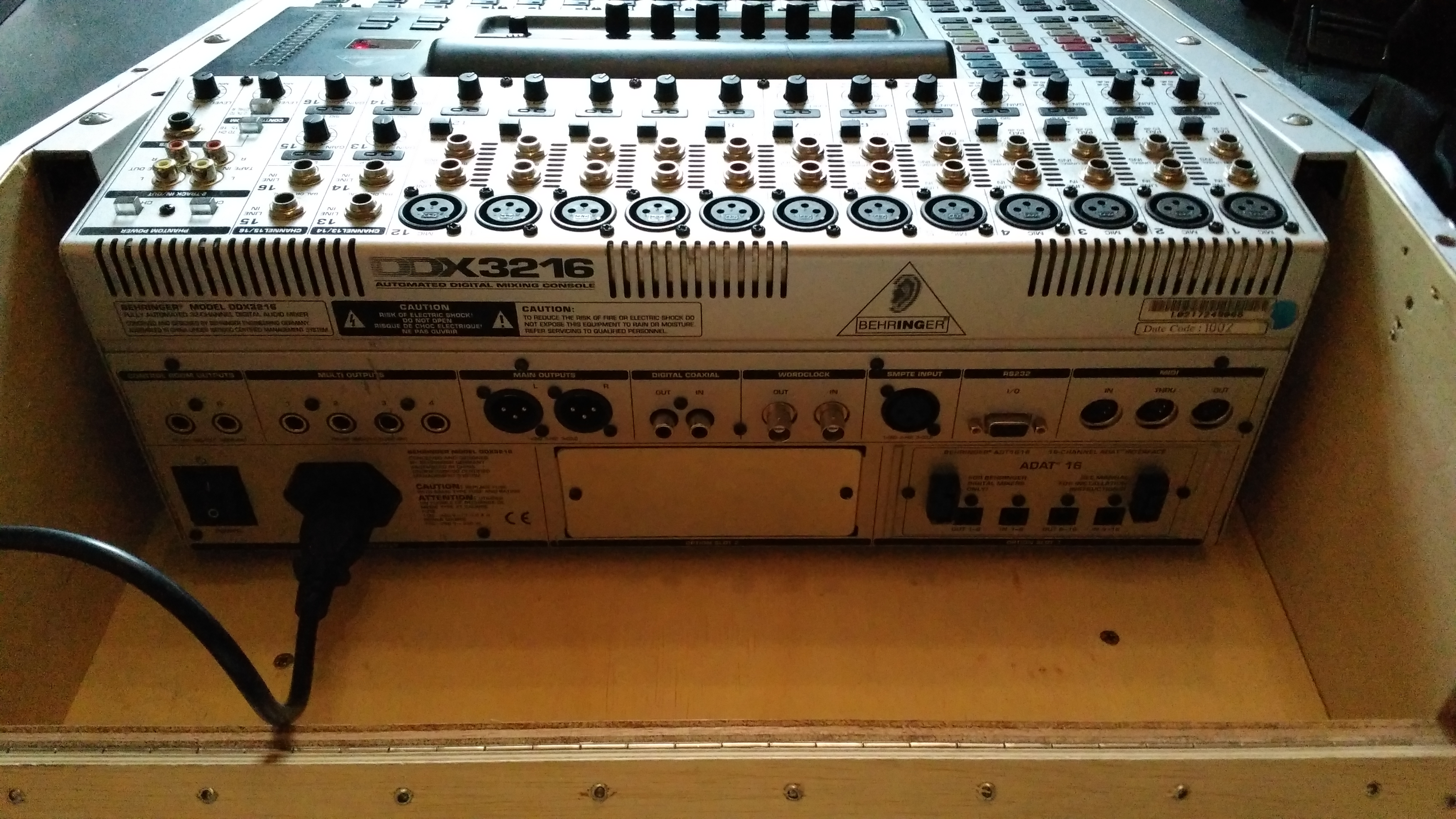 Photo Behringer DDX3216 Behringer DDX3216 (64253) (1464002