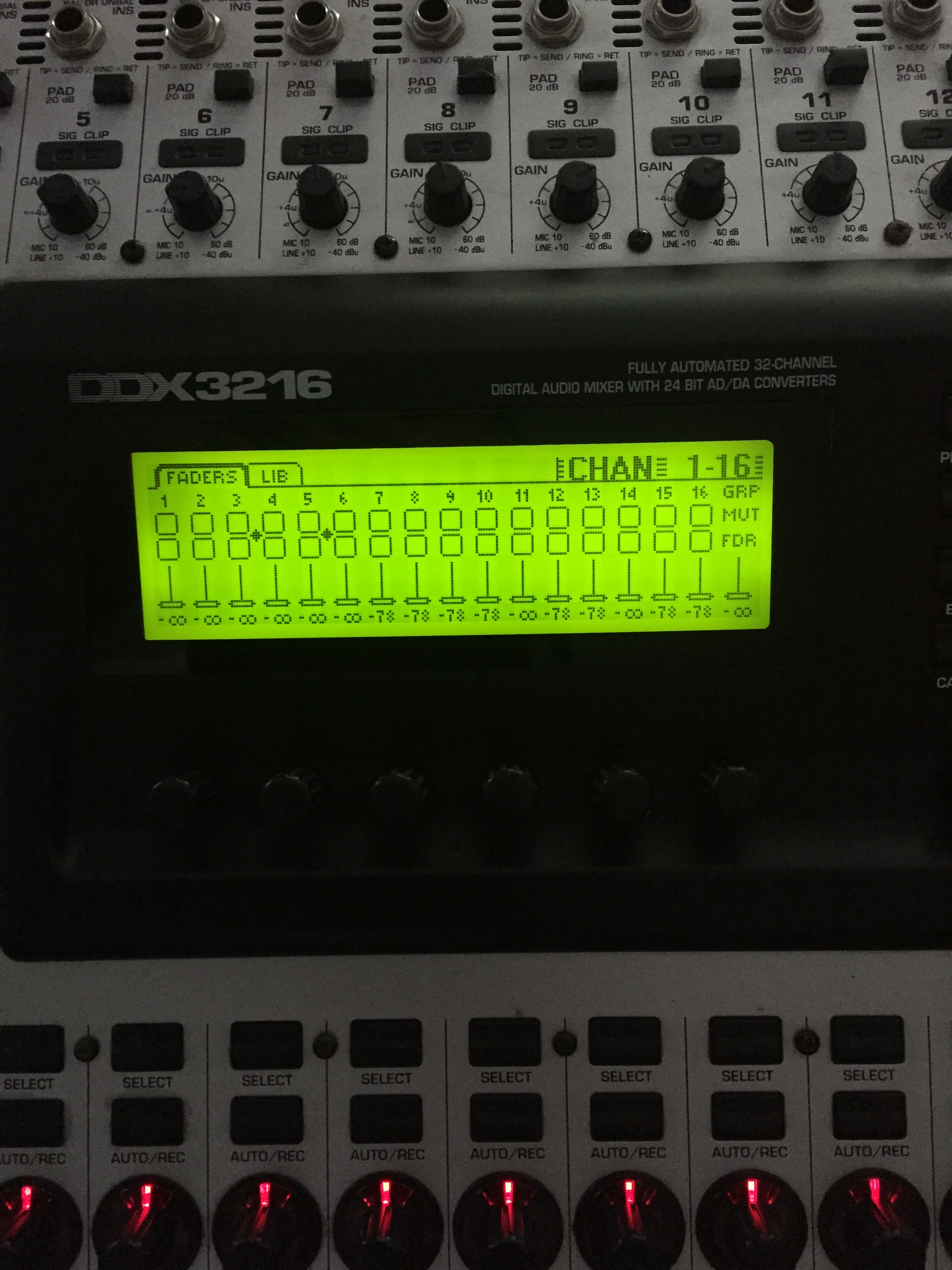 DDX3216 Behringer DDX3216 Audiofanzine