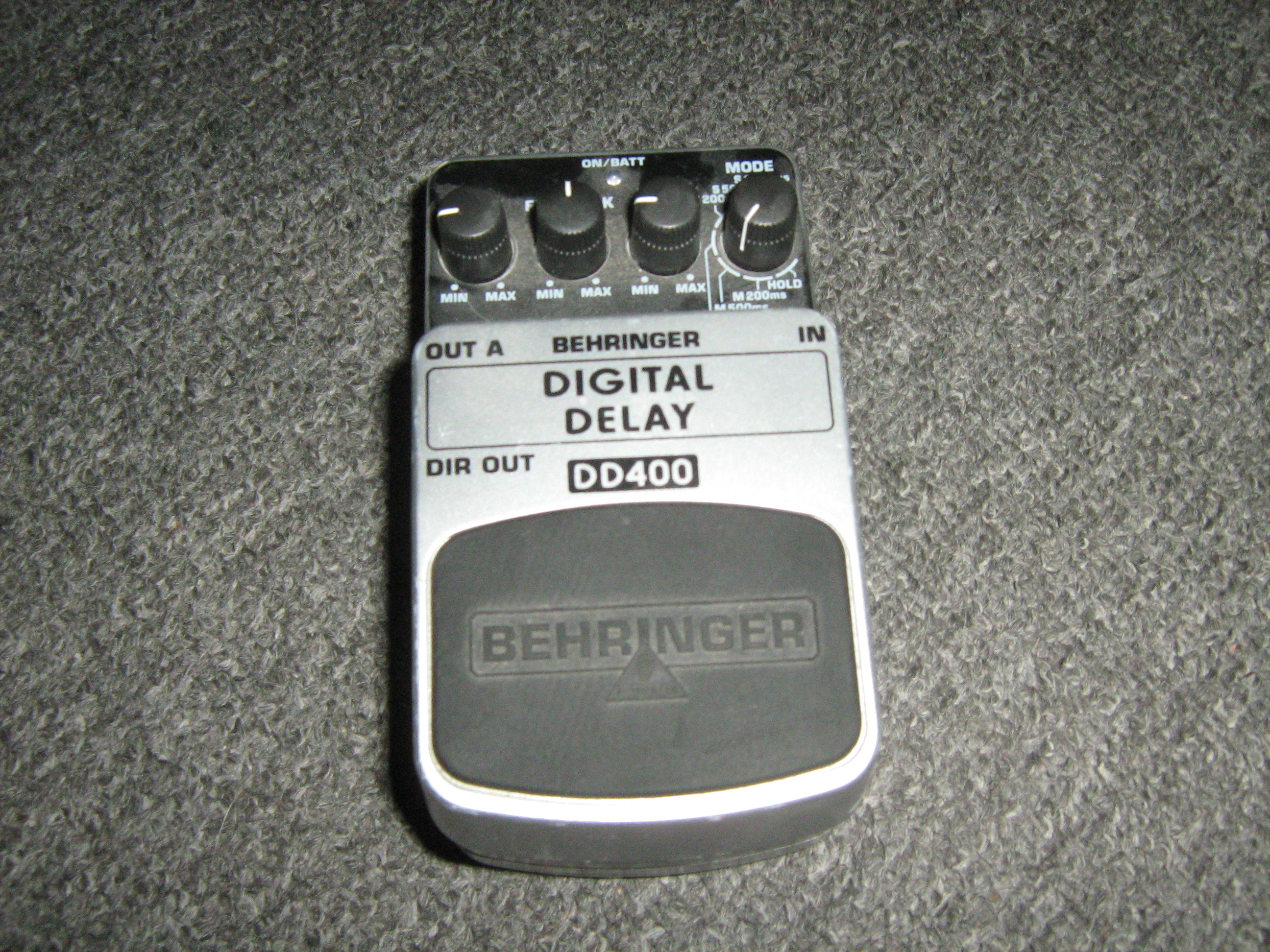 DIGITAL DELAY DD400 Behringer Digital Delay DD400 Audiofanzine