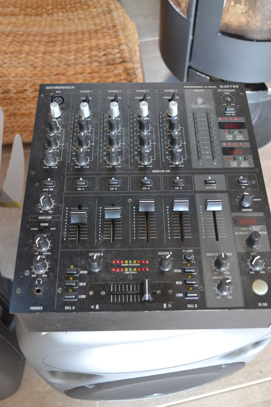 Behringer DJX750 Audiofanzine