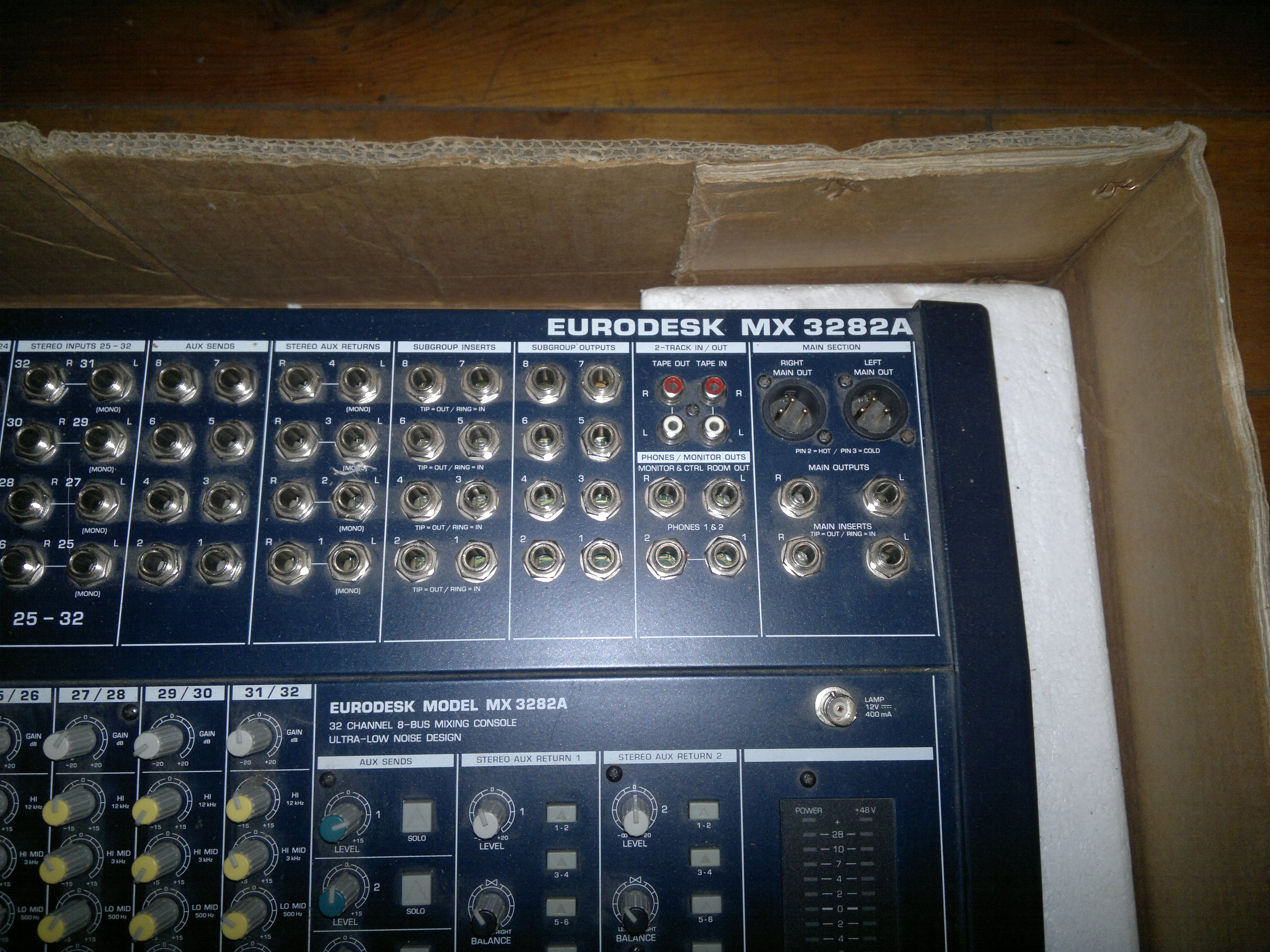 Behringer Eurodesk MX3282A image (841314) Audiofanzine