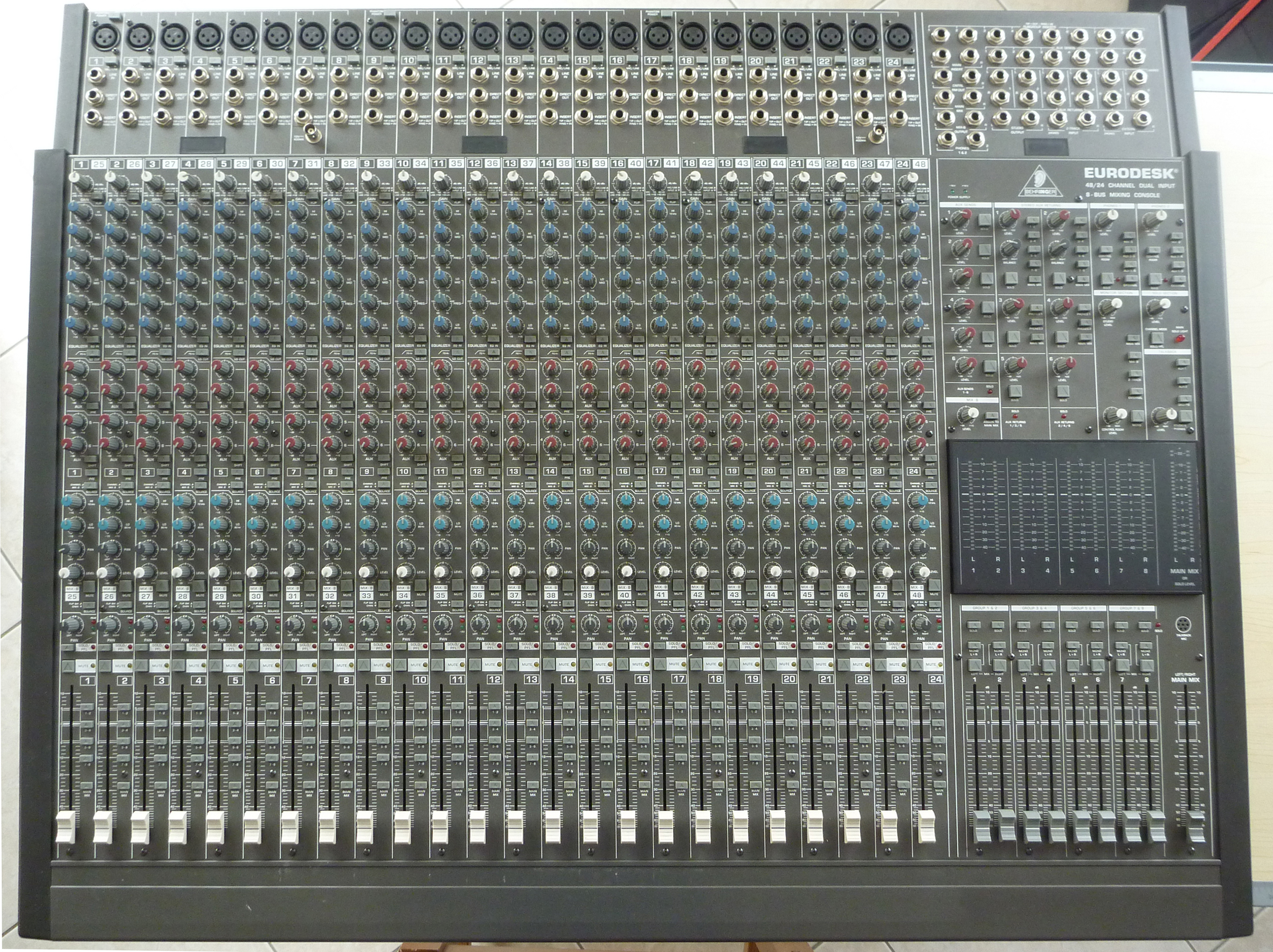 behringer eurodesk mx8000 manual