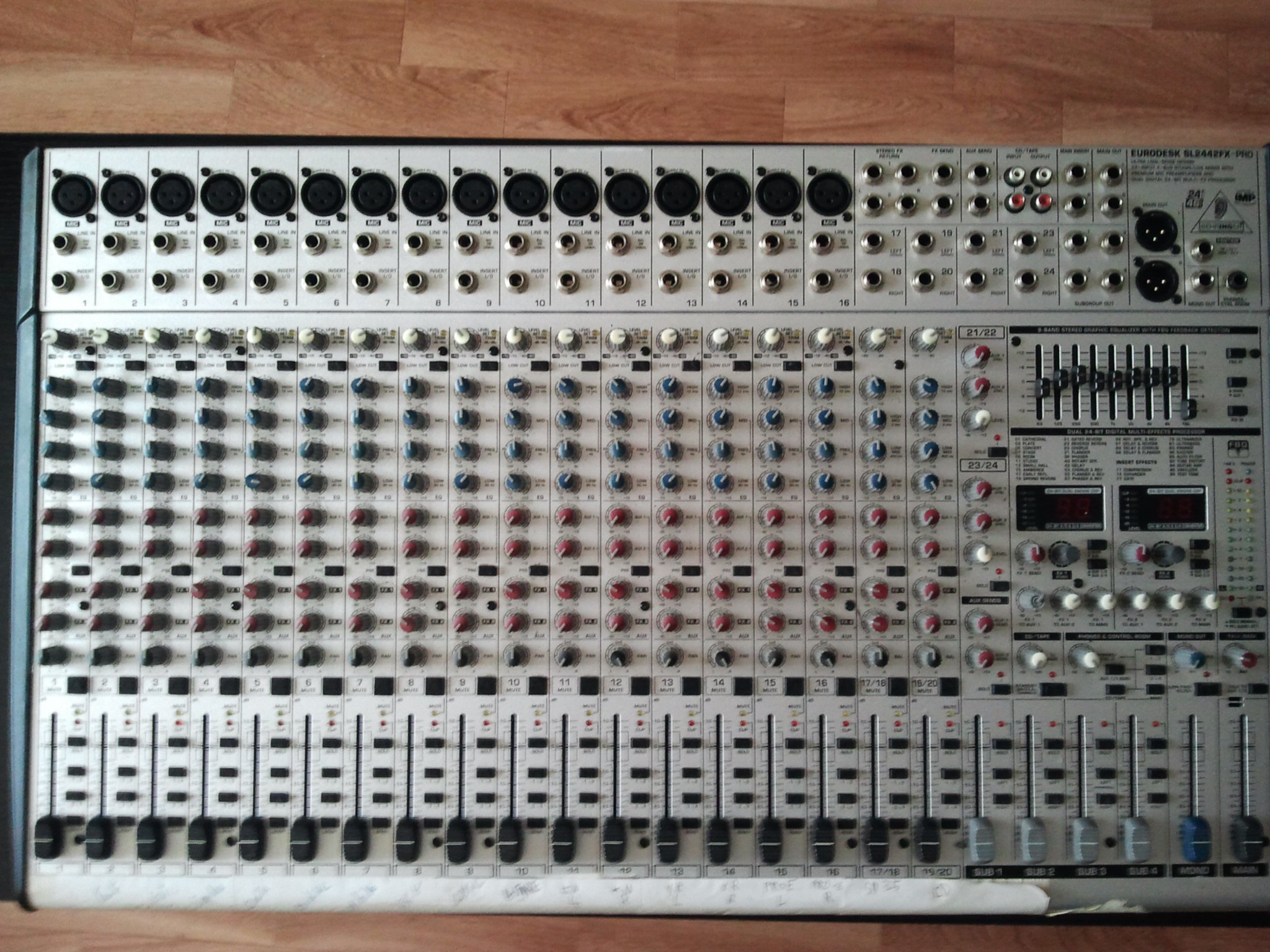 behringer eurodesk sl2442fx pro image 417642 audiofanzine behringer eurodesk sl2442fx pro image 417642 audiofanzine
