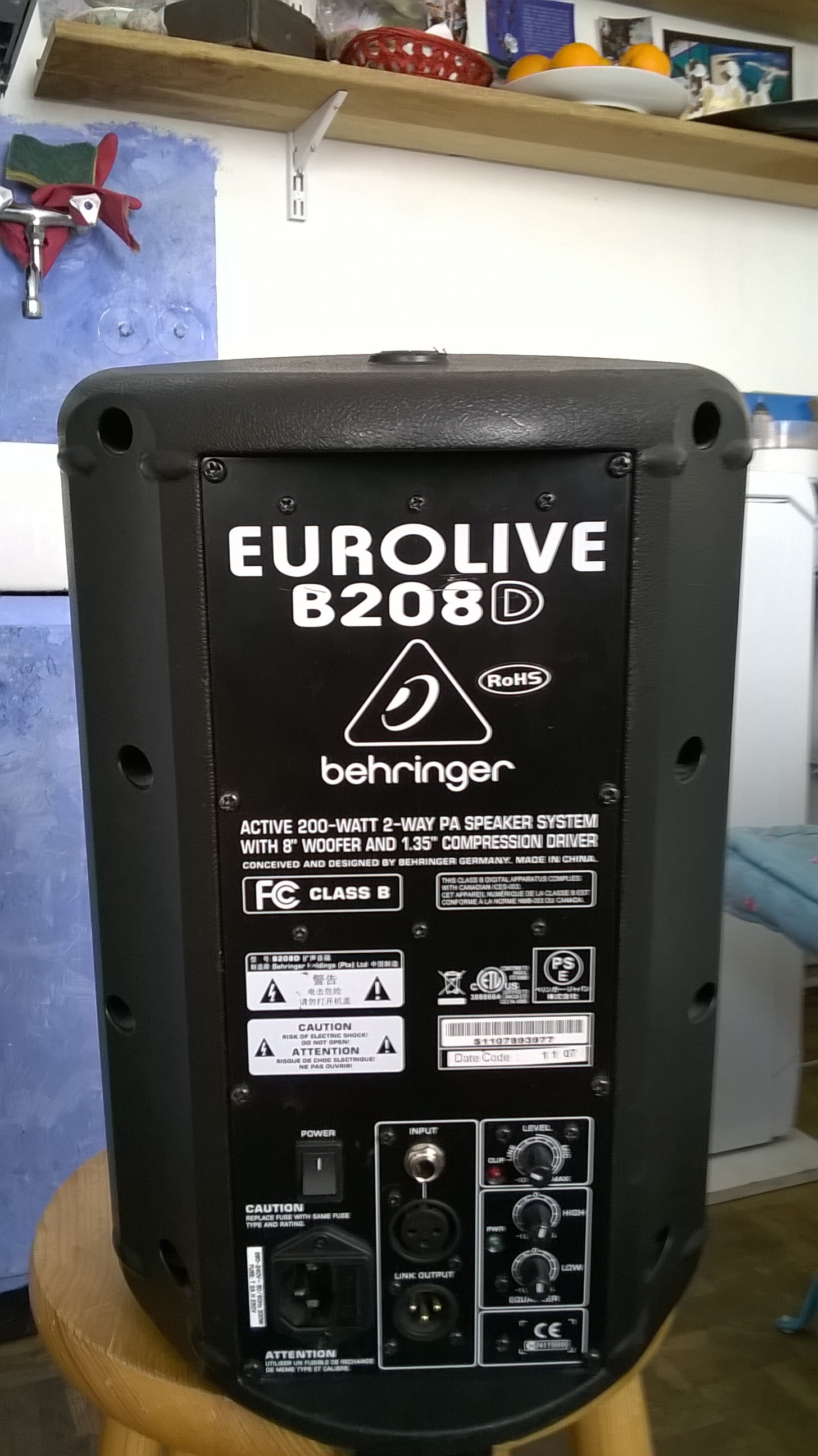 EUROLIVE B208D - Behringer Eurolive B208D - Audiofanzine