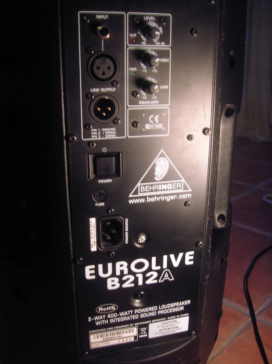 Photo Behringer Eurolive B212A Behringer Eurolive B212A (32234