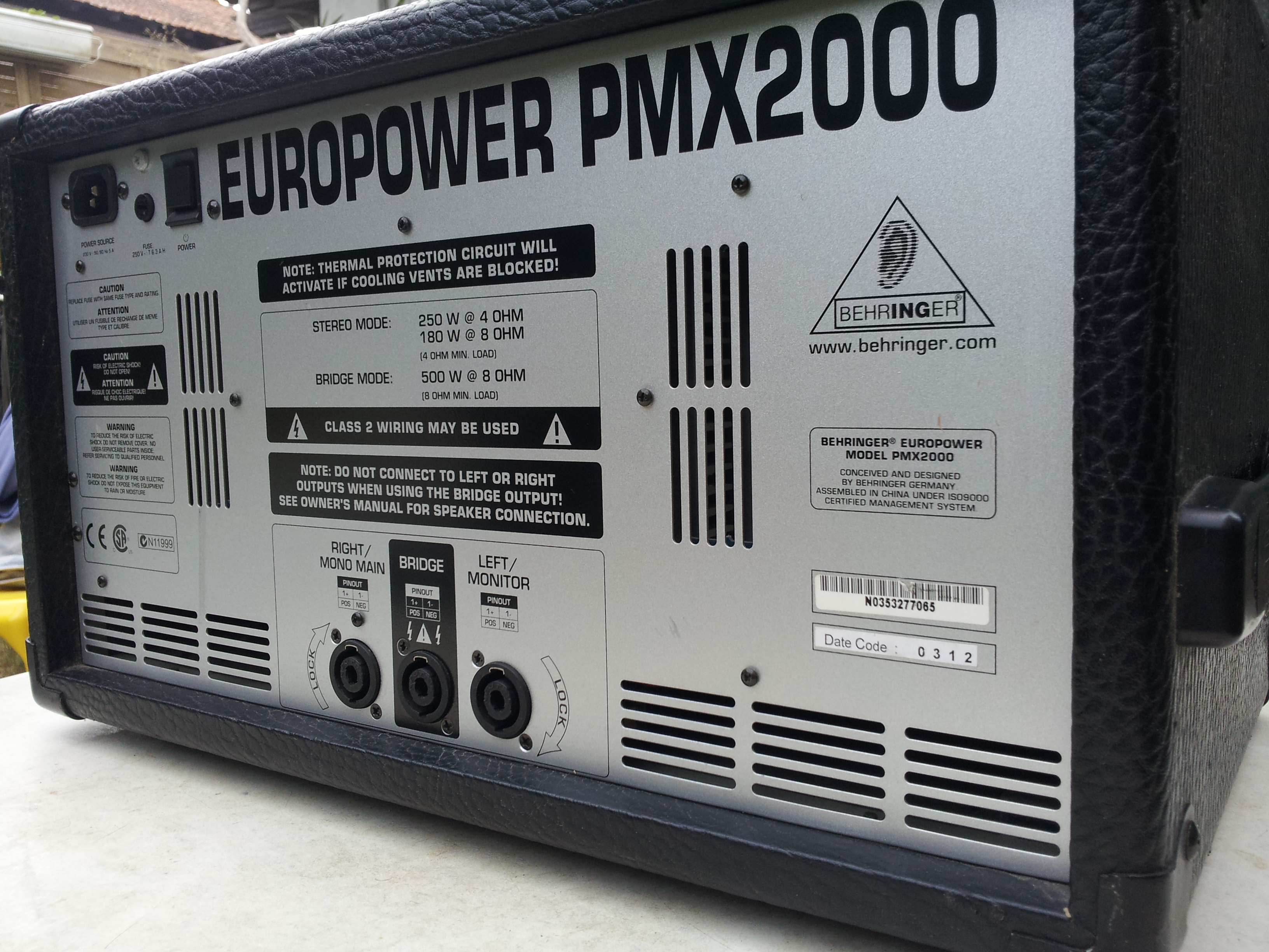 Photo Behringer Europower PMX2000 Behringer PMX2000 (662292