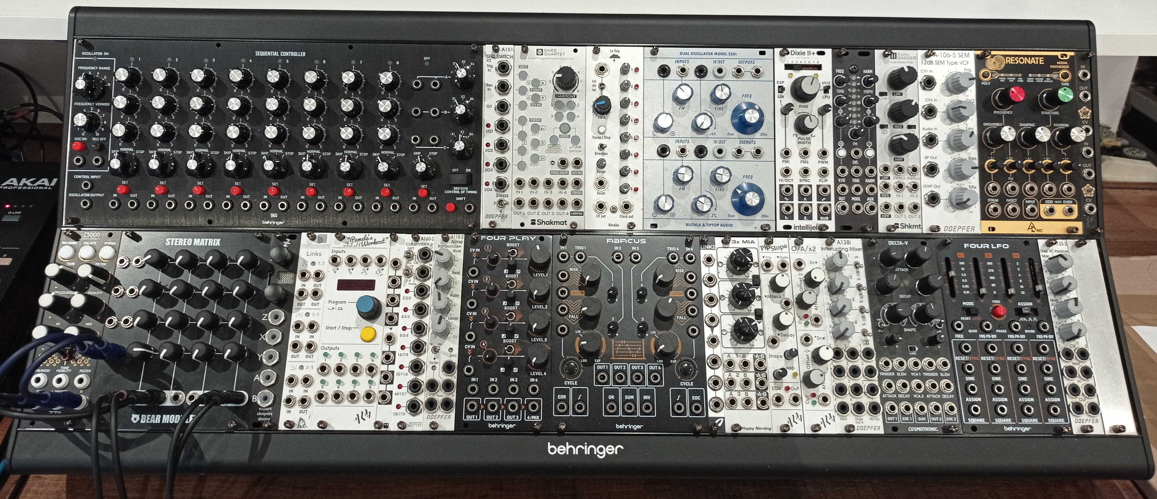 Decksaver Dust Cover for Behringer Eurorack Go | Bax Music Decksaver Dust Cover for Behringer Eurorack Go | Bax Music