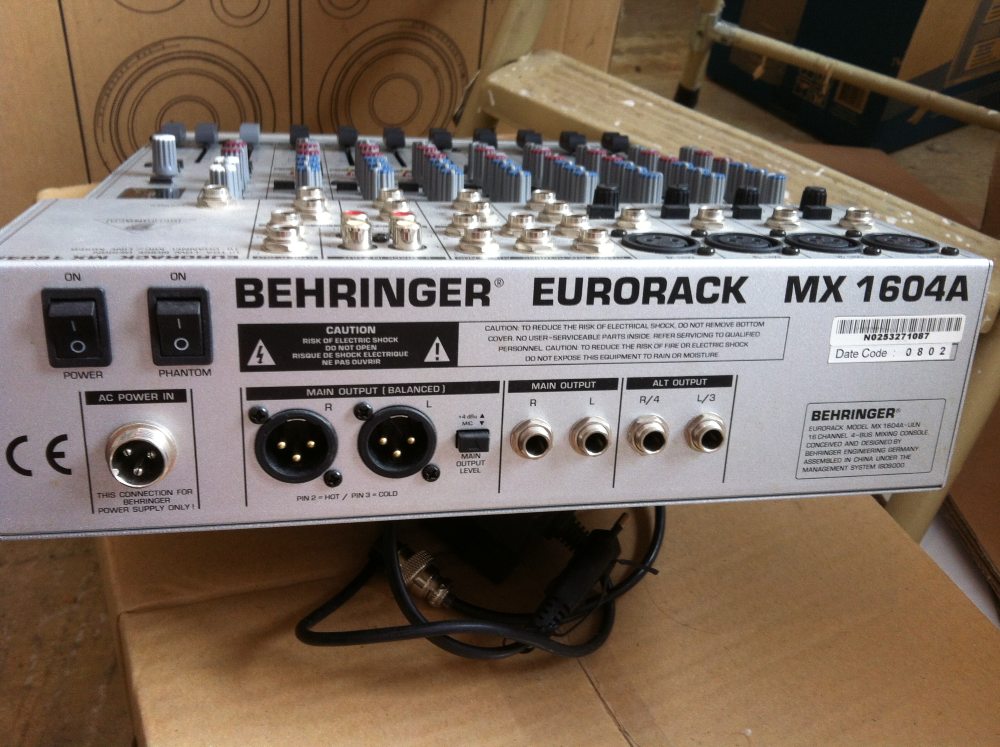behringer eurorack mx2004a owner manual