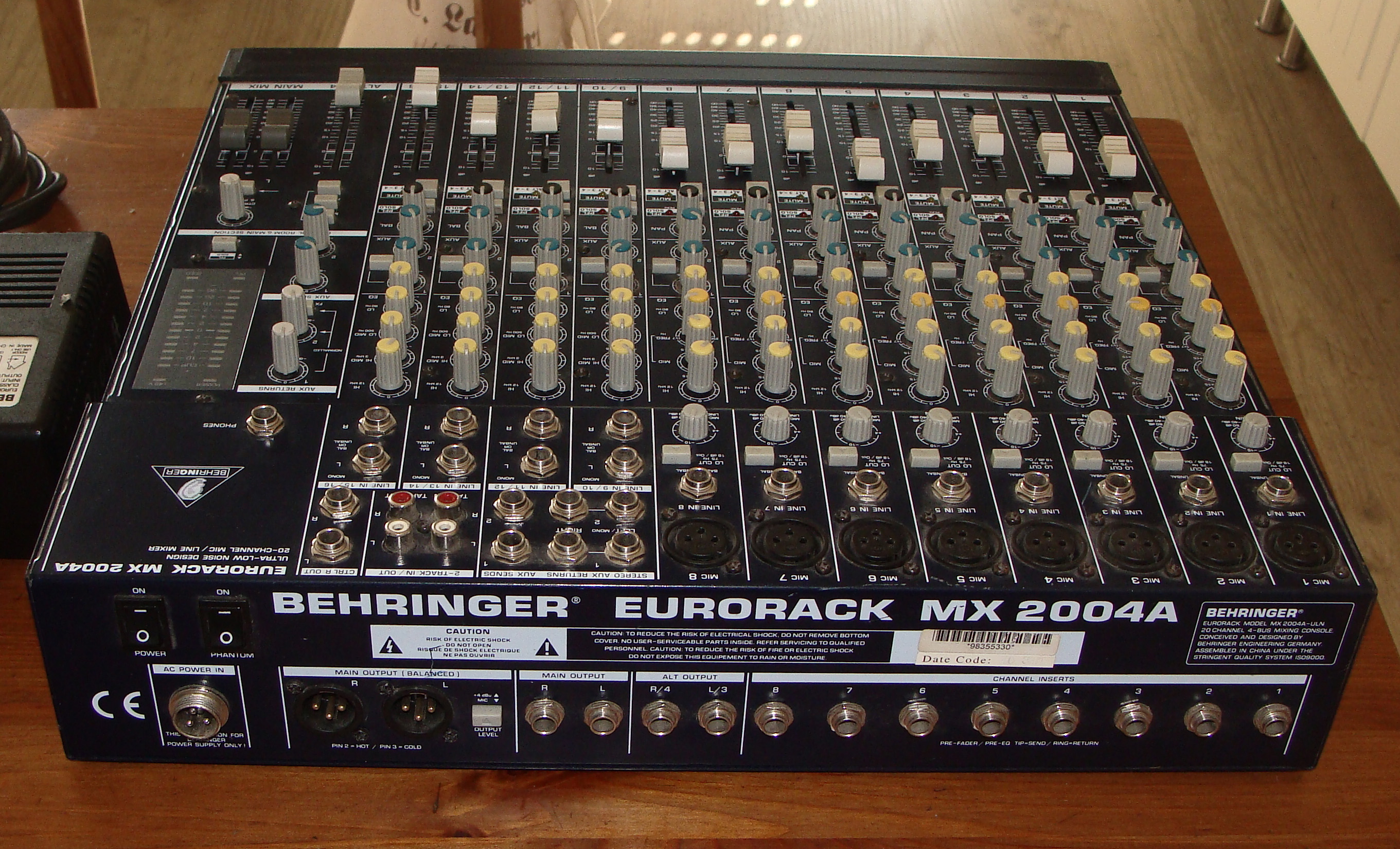 behringer eurorack mx2004a mixer manual