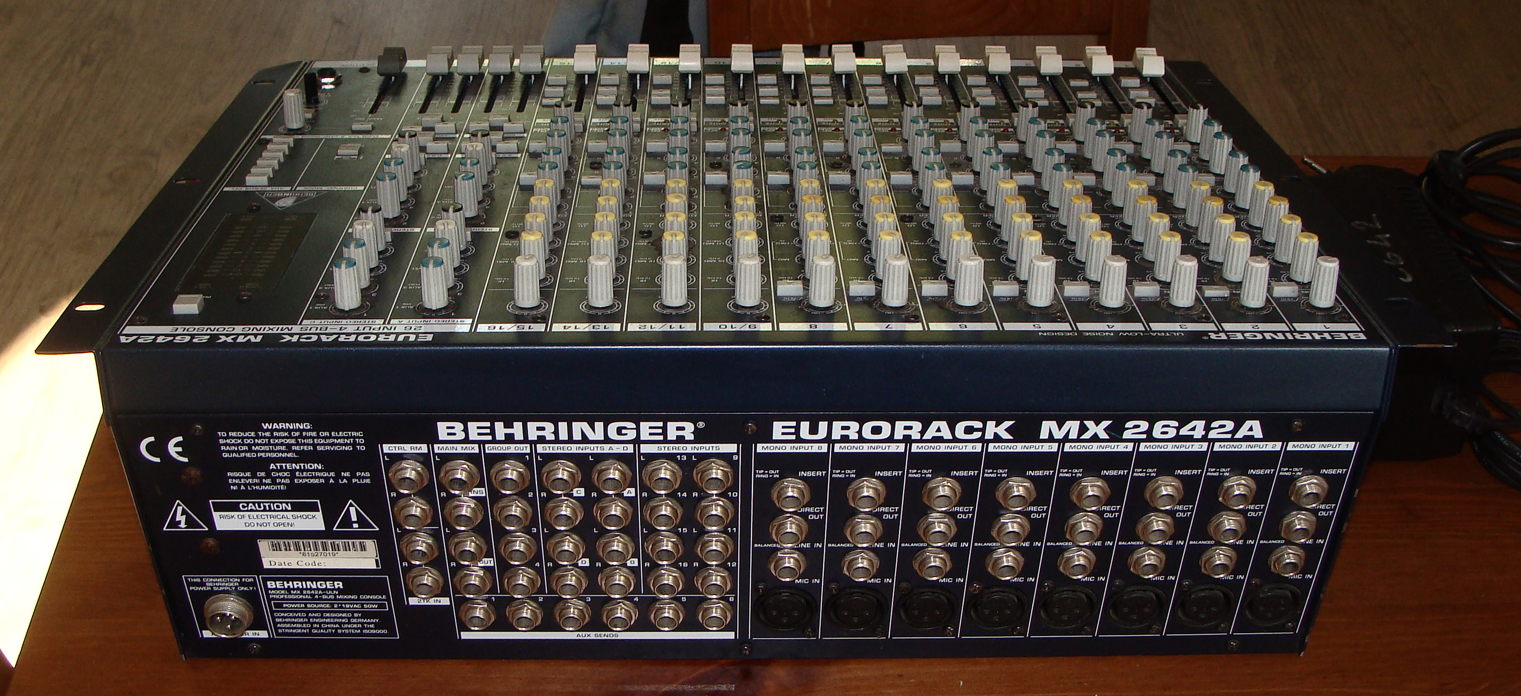 Behringer Eurorack MX2642A image (#639434) - Audiofanzine