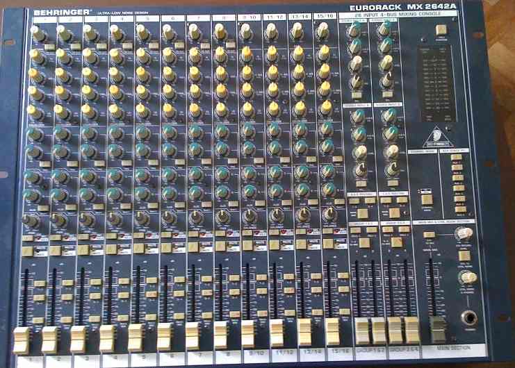 Behringer Eurorack MX2642A image (94131) Audiofanzine