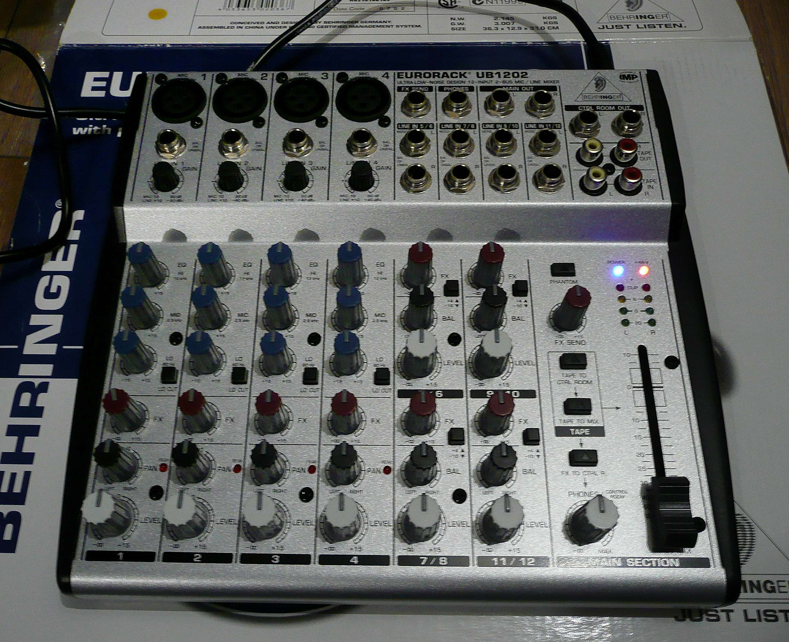 Photo Behringer Eurorack UB1202 Behringer Eurorack UB1202 (42946