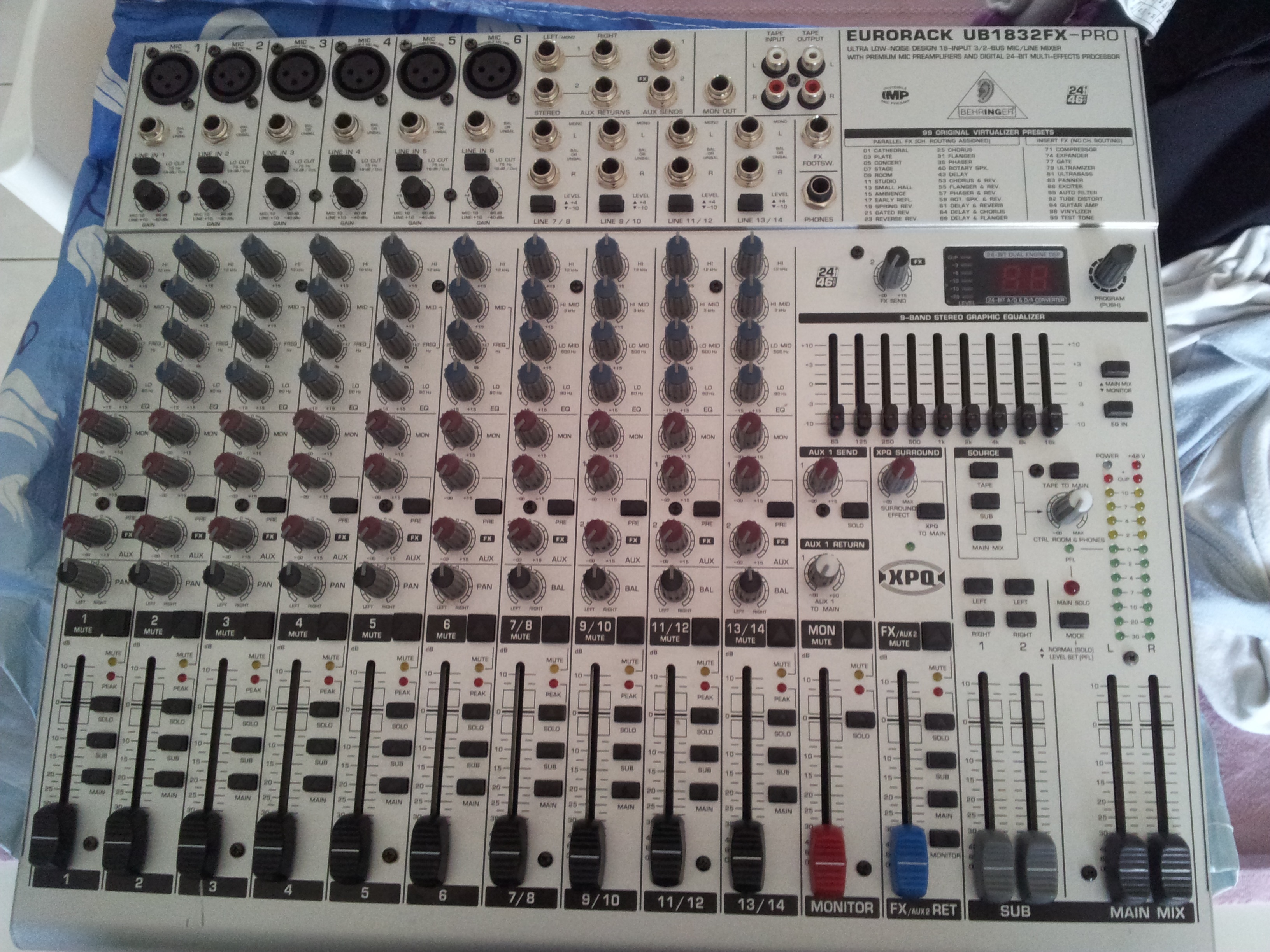 Behringer Eurorack UB1832FXPro image (620706) Audiofanzine