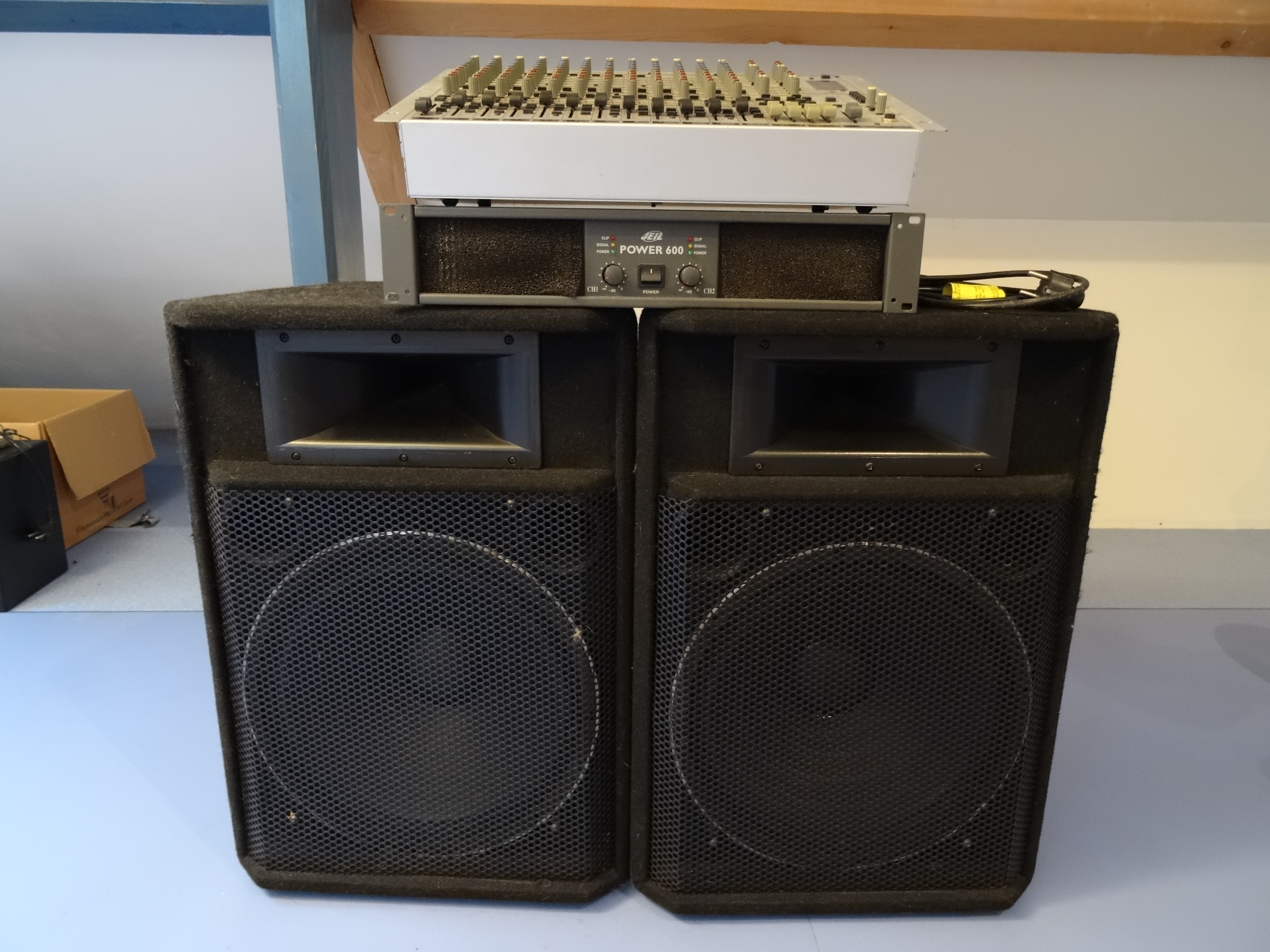 Behringer Eurorack UB2442FXPro image (2067967) Audiofanzine